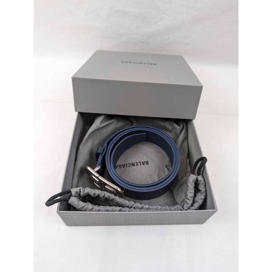 Balenciaga o1rshd1 Size:100 / Natural Calf Large BB Belt in Navy Blue Size 40 - 16 Thumbnail