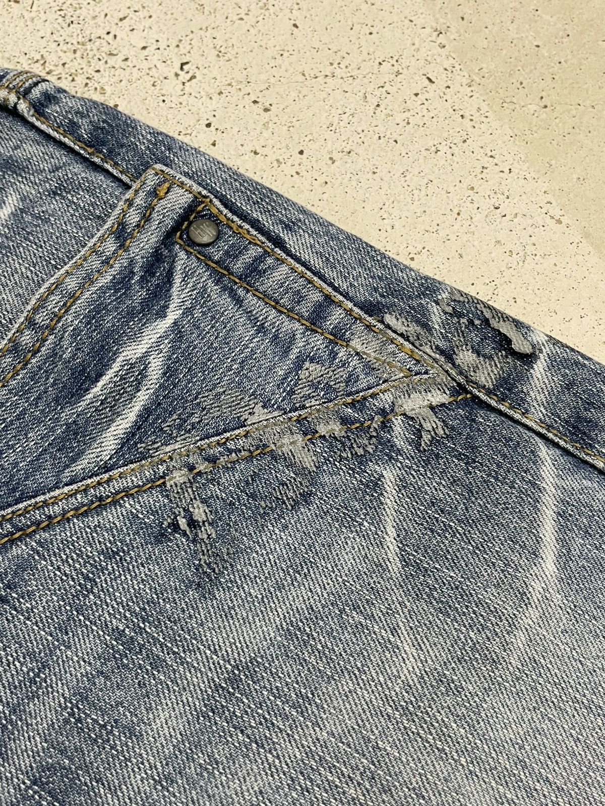 HIDEAWAYS × Nicole Club Hideaways Nicole Light Wash Whisker Y2K Design Size US 30 / EU 46 - 10 Thumbnail