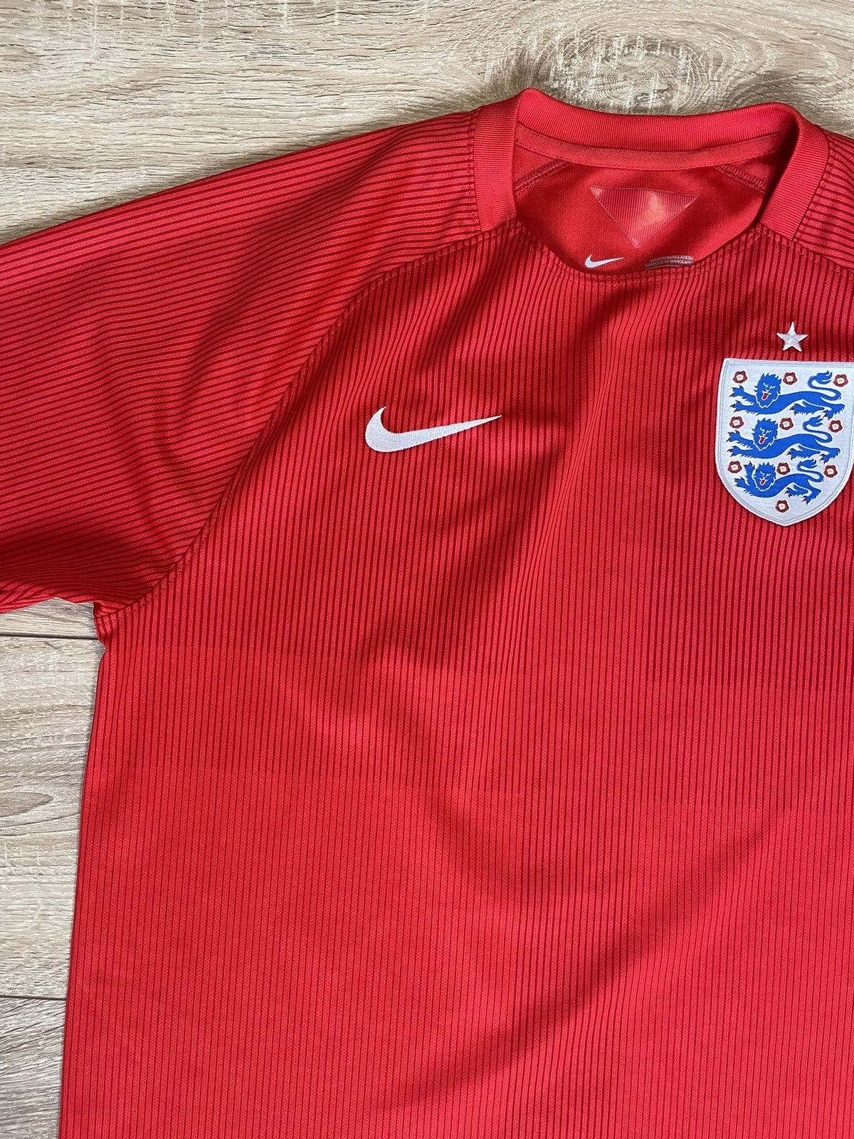 Nike × Vintage England Nike 2014 2016 vintage shirt soccer jersey Size US L / EU 52-54 / 3 - 2 Thumbnail