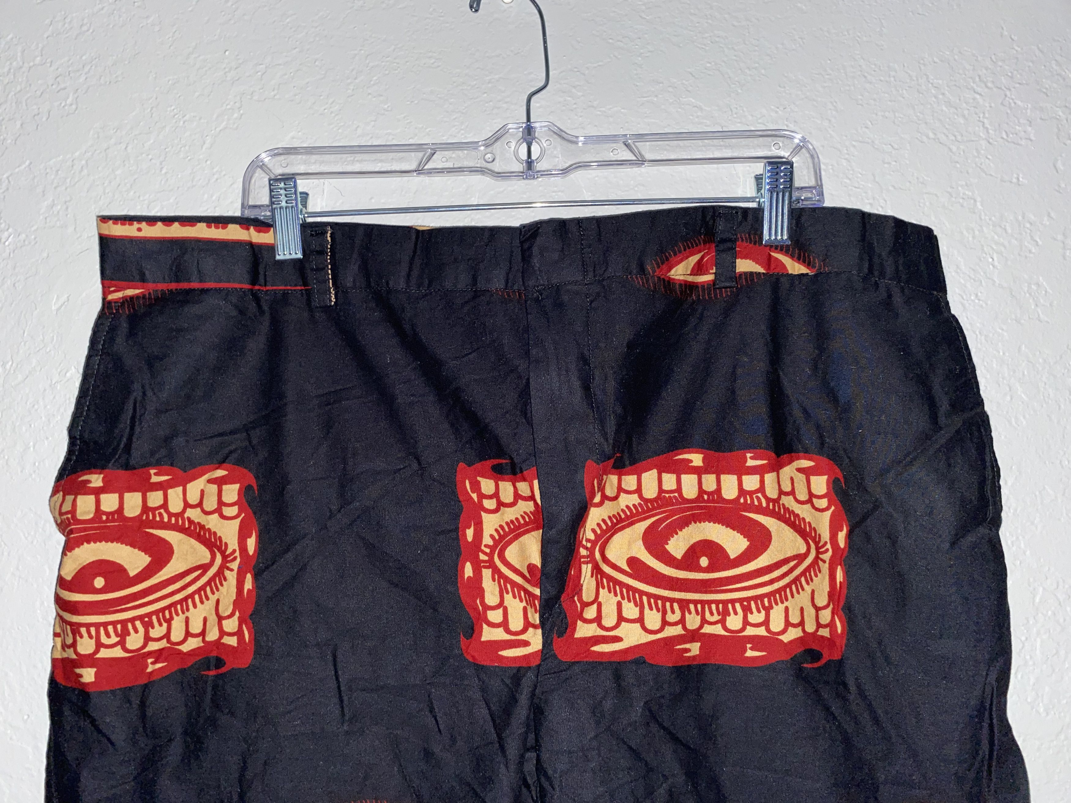 Handmade × Homemade Home Made Hand EYE African Design motif GHANA Africa shorts Size US 40 / EU 56 - 2 Thumbnail