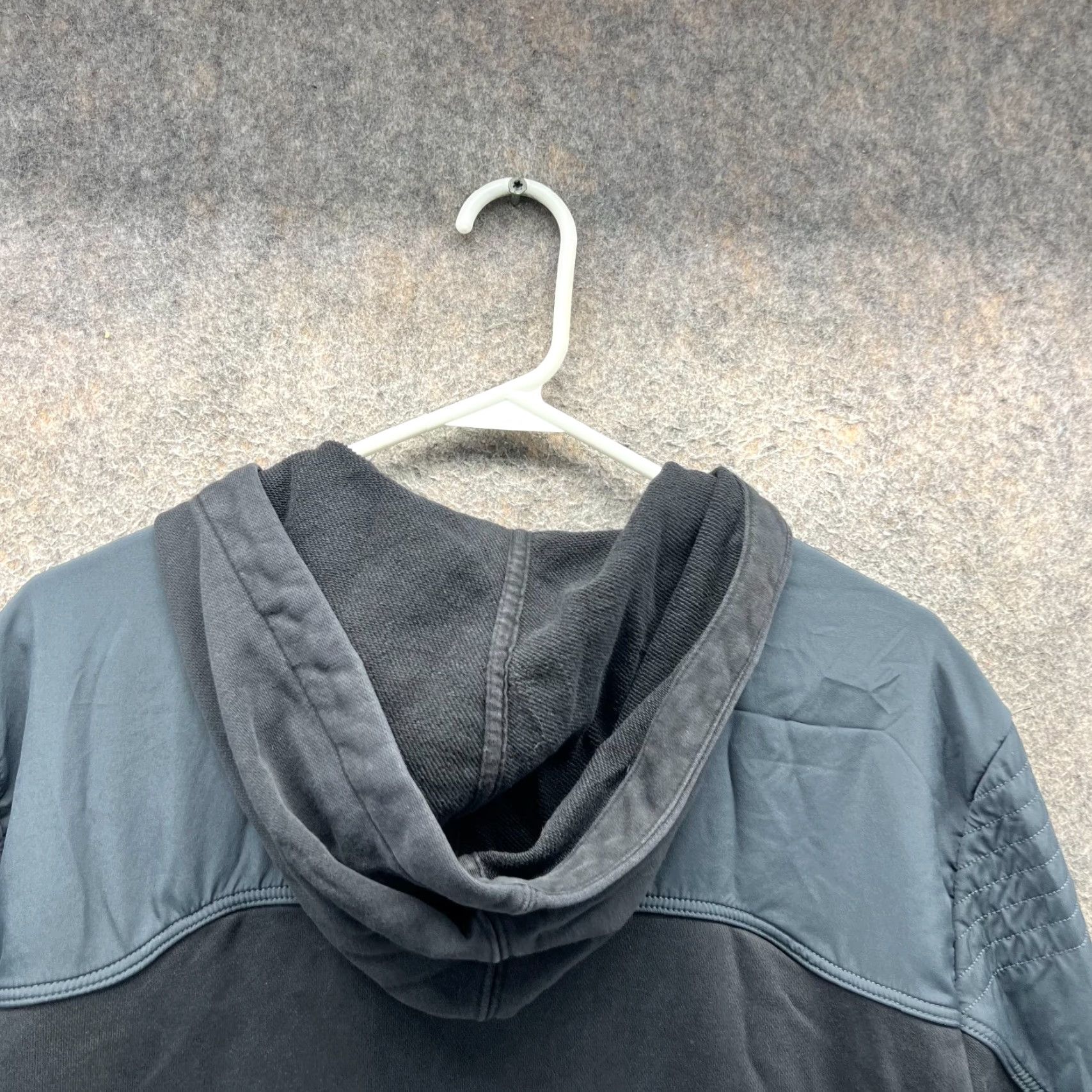 Puma VINTAGE PUMA Hoodie Jacket Men Large Black Gray Full Zip Hooded Athletic Sport Lifestyle Shirt Size US L / EU 52-54 / 3 - 2 Thumbnail