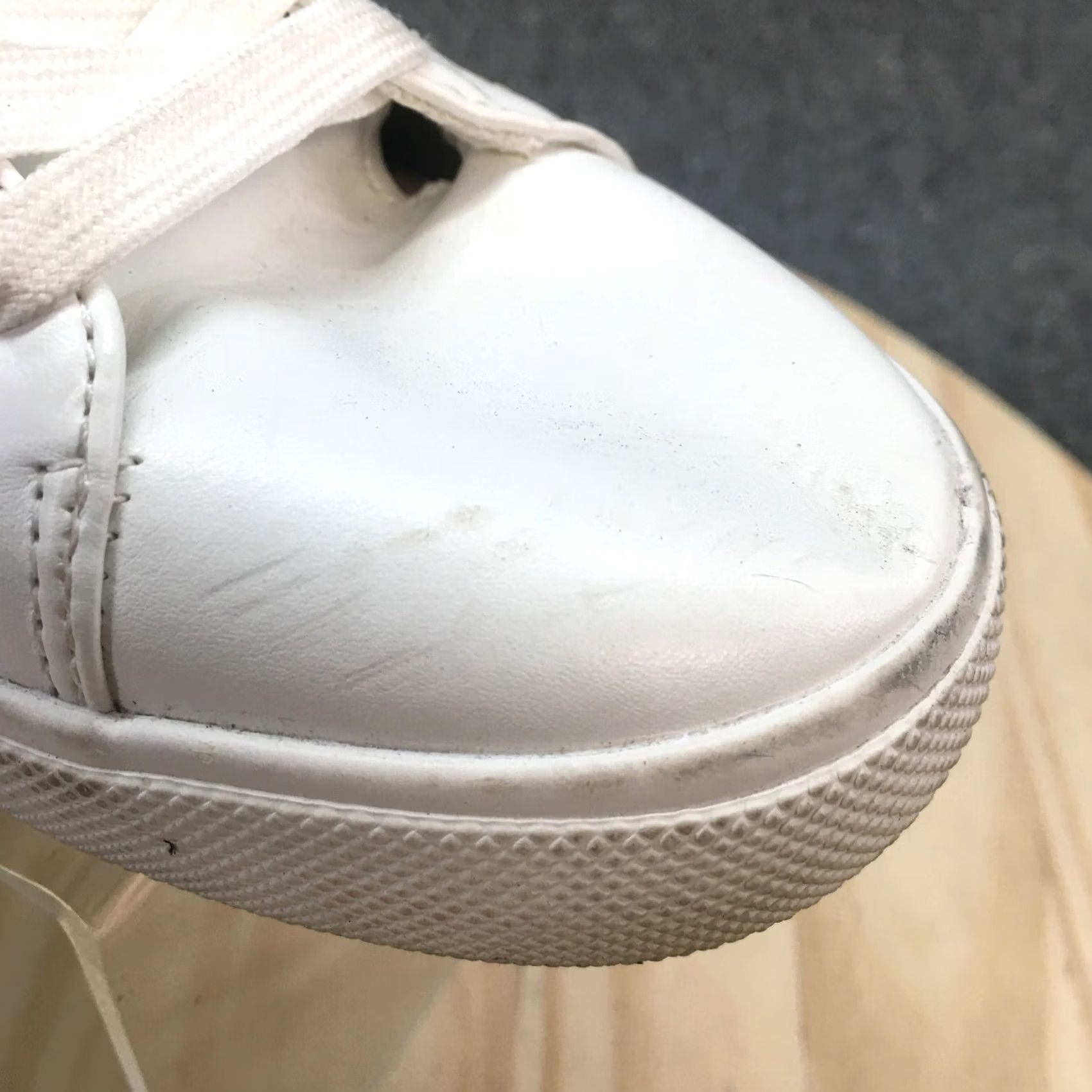 H&M Divided by H&M Shoes Womens 8 Sneakers White Leather Lace Up Round Toe Low Top Nike Size M / US 6-8 / IT 42-44 - 4 Thumbnail