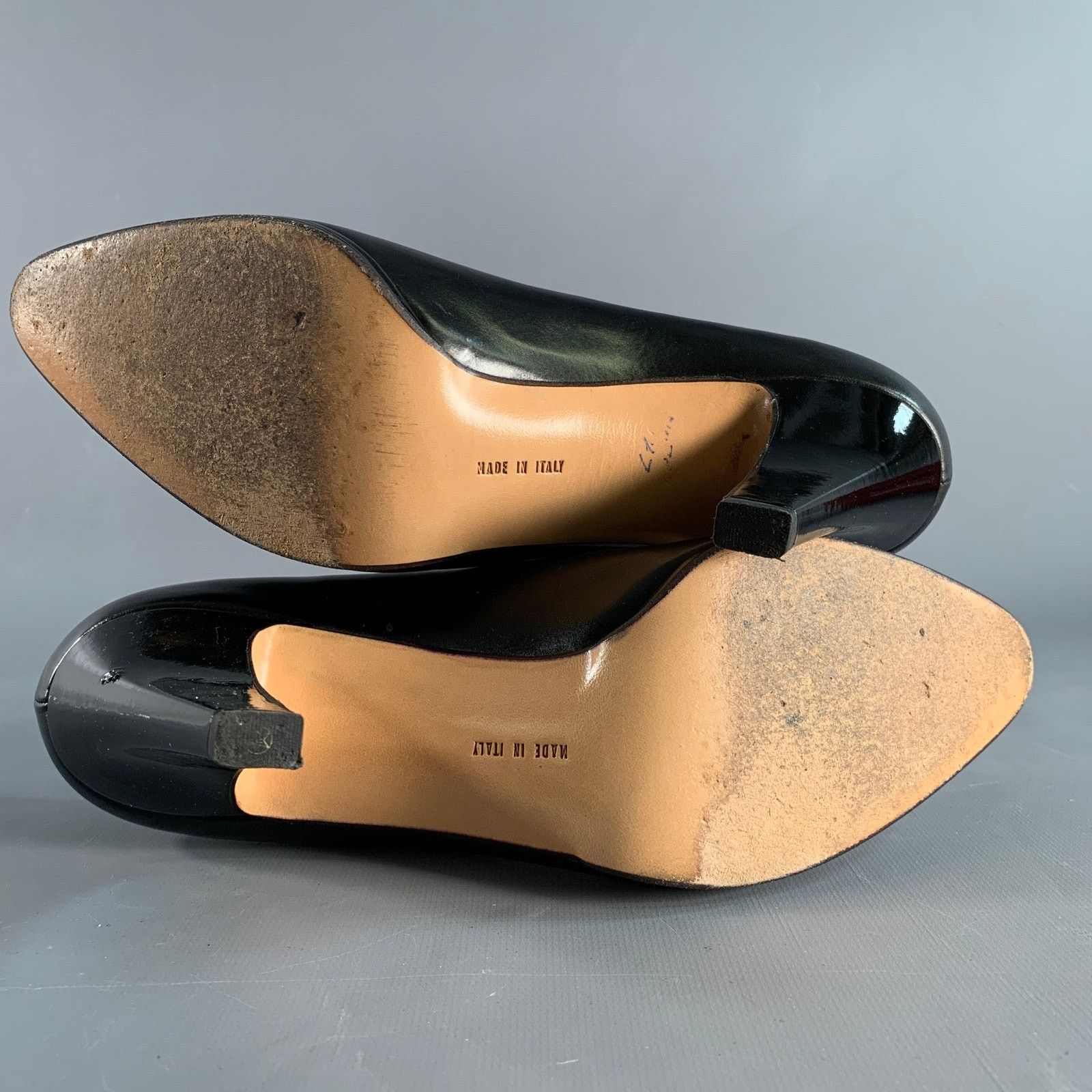 Salvatore Ferragamo SALVATORE FERRAGAMO Size 9 Black Leather Platform Pumps Size US 9 / IT 39 - 6 Thumbnail