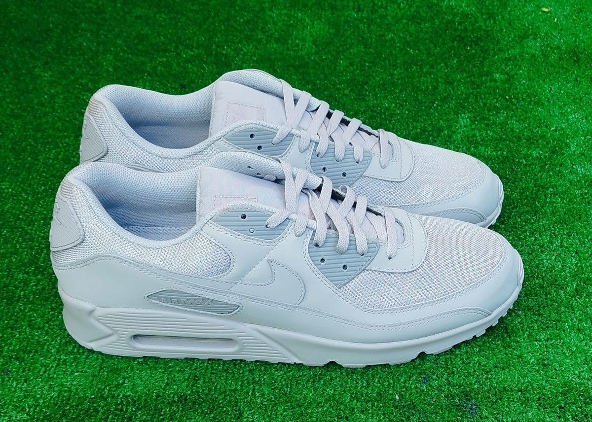 Nike Sneakers Nike Air Max 90 Size US 15 / EU 48 - 1 Thumbnail