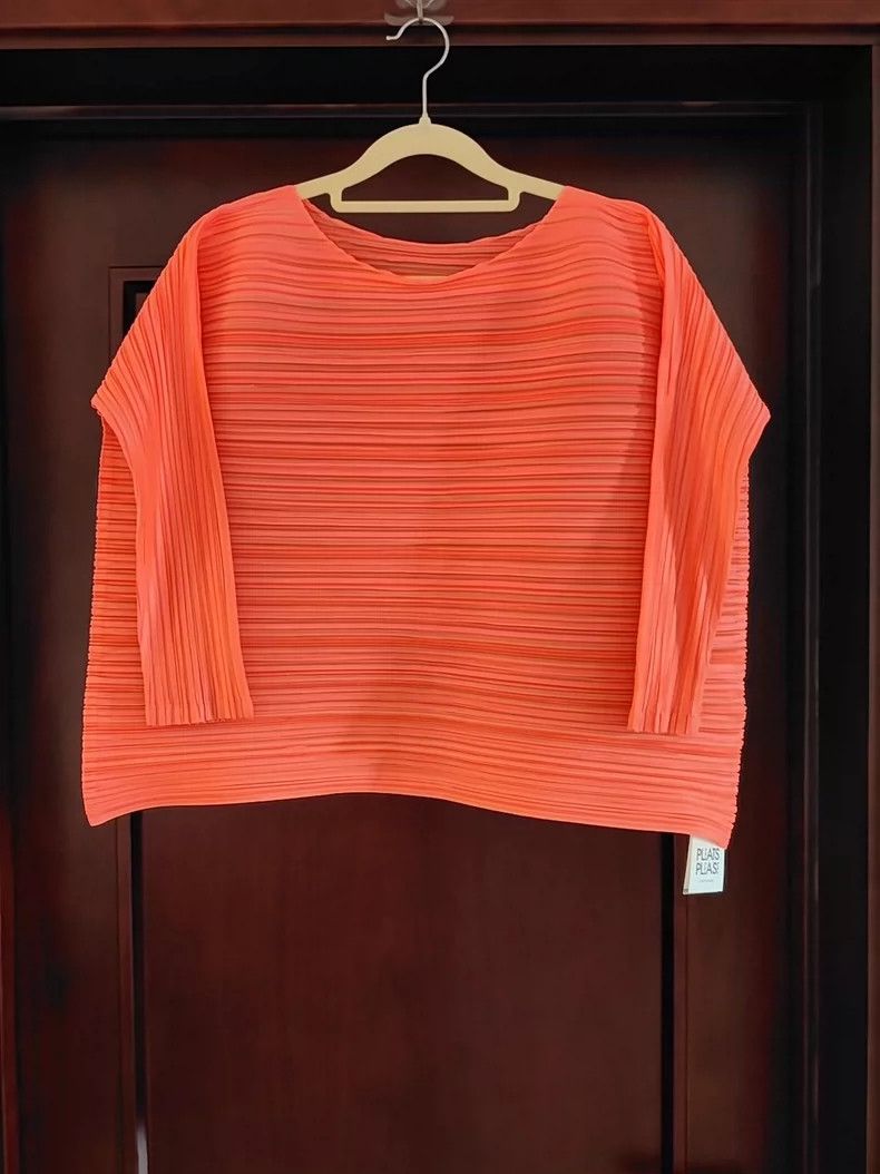 Issey Miyake Issey Miyake size:one size Orange-red horizontal striped l Size M / US 6-8 / IT 42-44 - 1 Thumbnail
