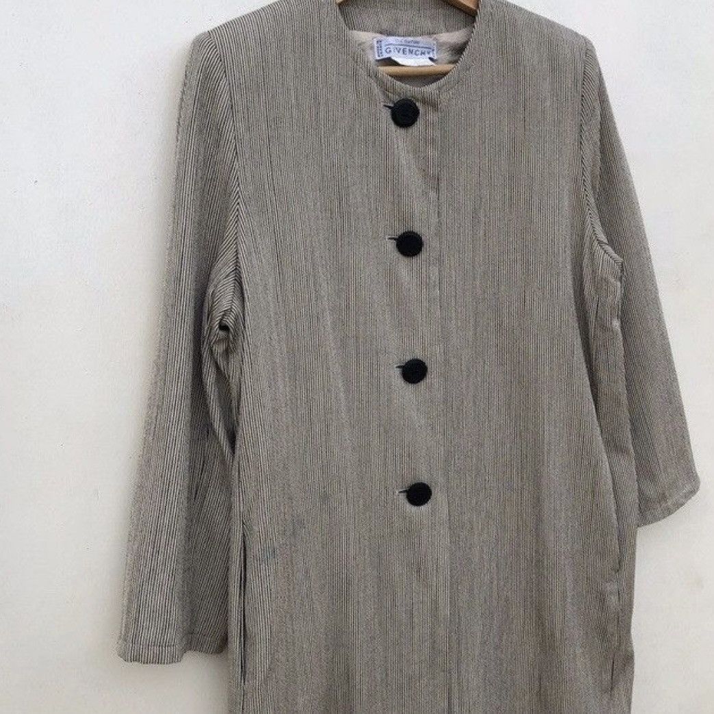 Givenchy Vintage Givenchy Couture Beige Cam Made In France Size XXS / US 00 / IT 34 - 1 Thumbnail