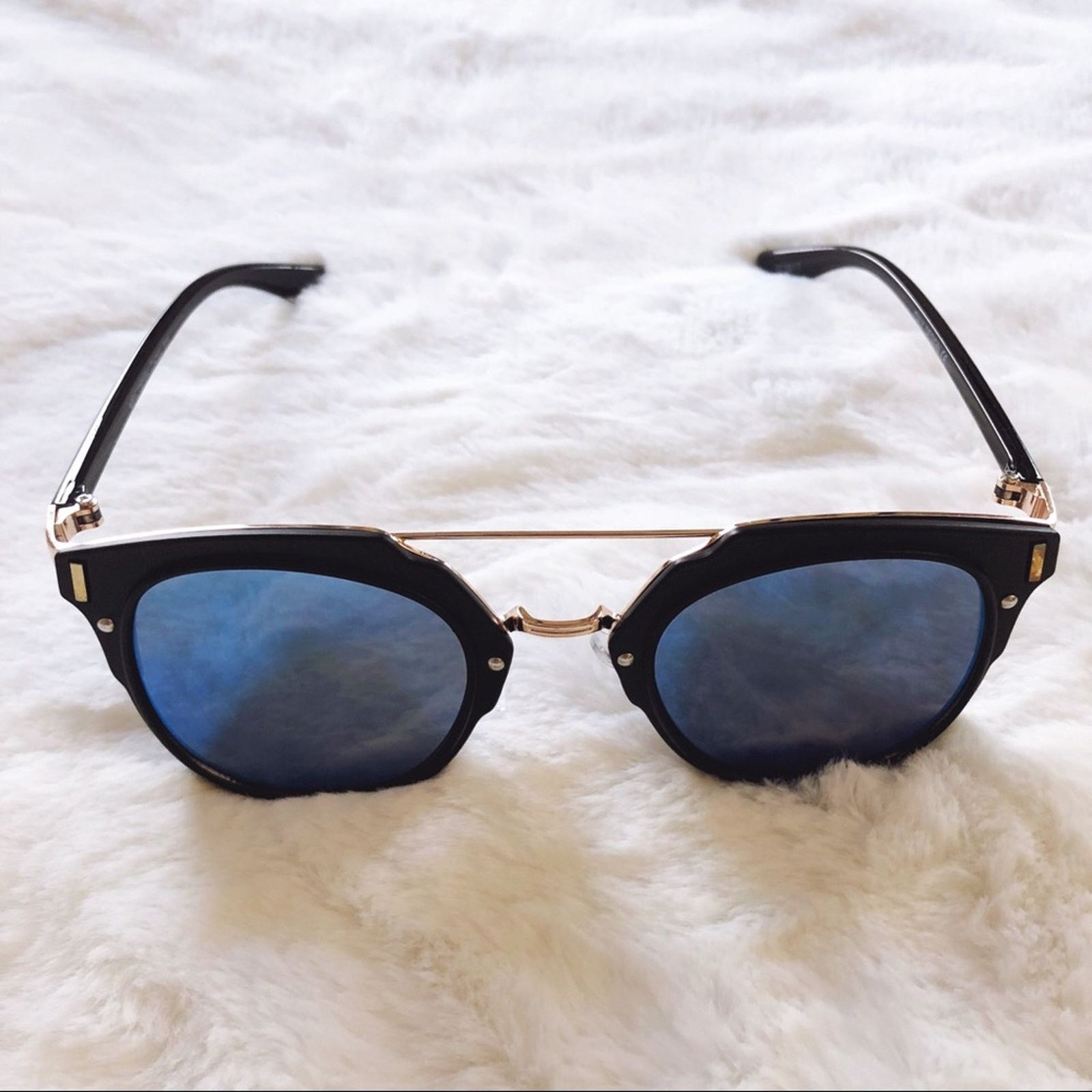 Other Taylor Blue & Black Brow Bar Sunglasses Size ONE SIZE - 5 Thumbnail
