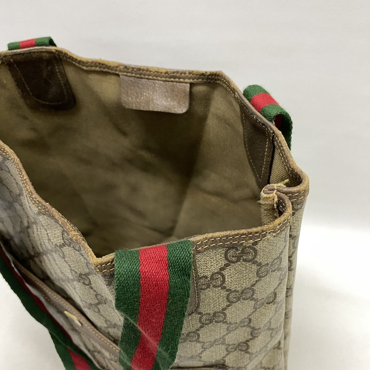 Gucci ‼️LASTDROP‼️ AUTHENTIC VINTAGE GUCCI GG SUPREME TOTE BAG Size ONE SIZE - 13 Thumbnail