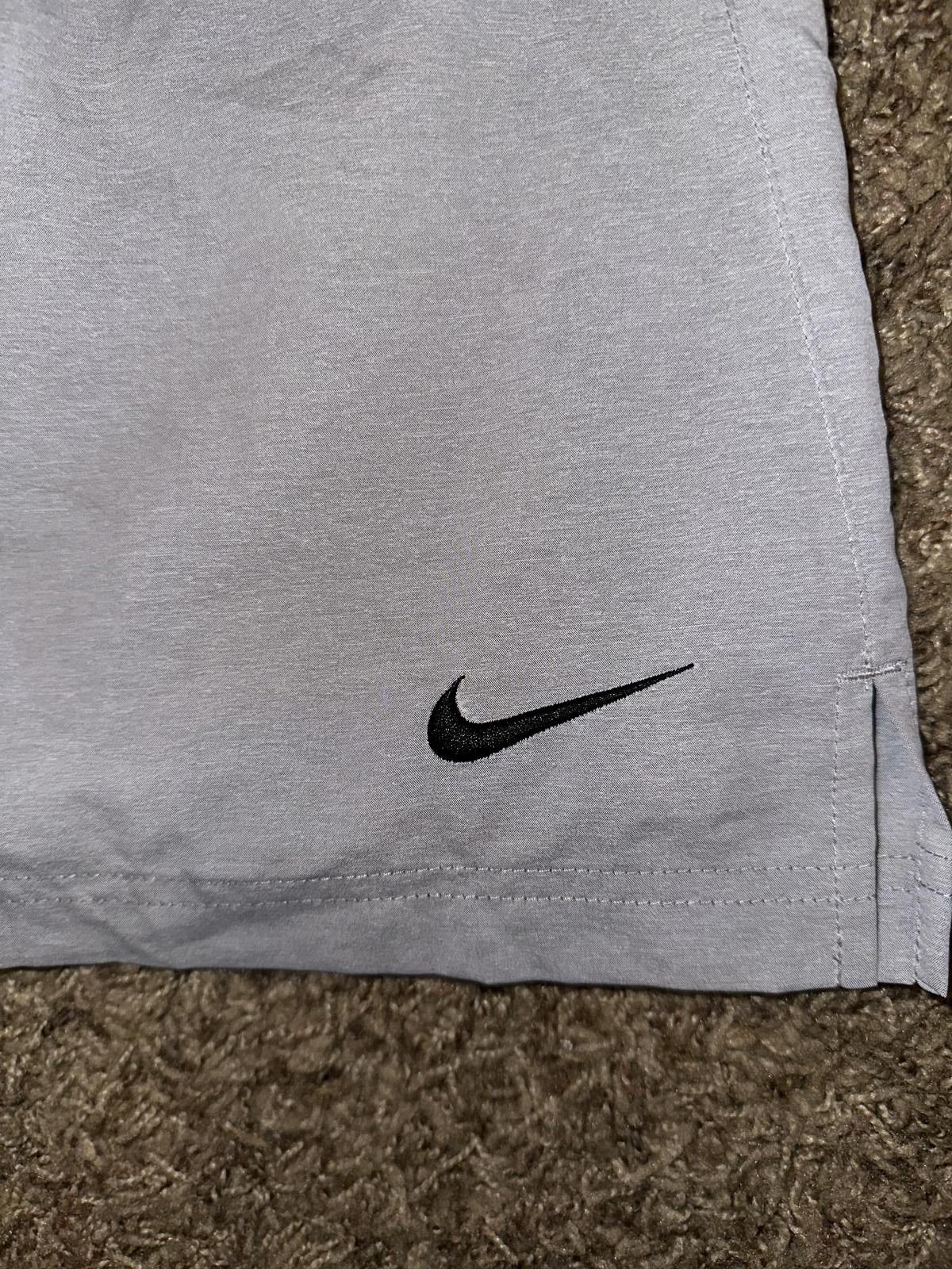 Nike Nike Men’s Flex Training Woven Grey Black Shorts Size US 36 / EU 52 - 2 Thumbnail
