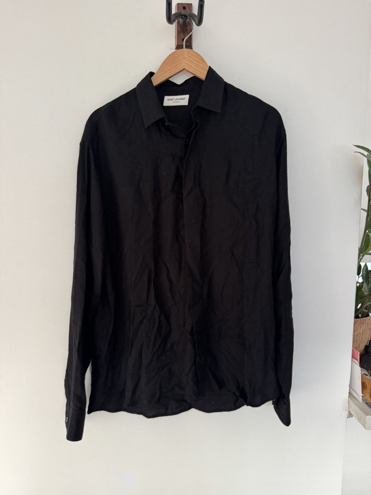Saint Laurent Paris Hidden buttons Heavy Viscose shirt Size US L / EU 52-54 / 3 - 1 Thumbnail