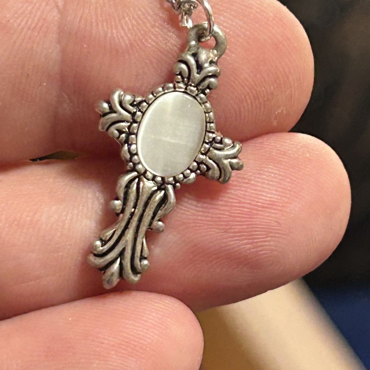 Handmade Handcrafted vintage filigree mother of pearl cross necklace Size ONE SIZE - 2 Thumbnail