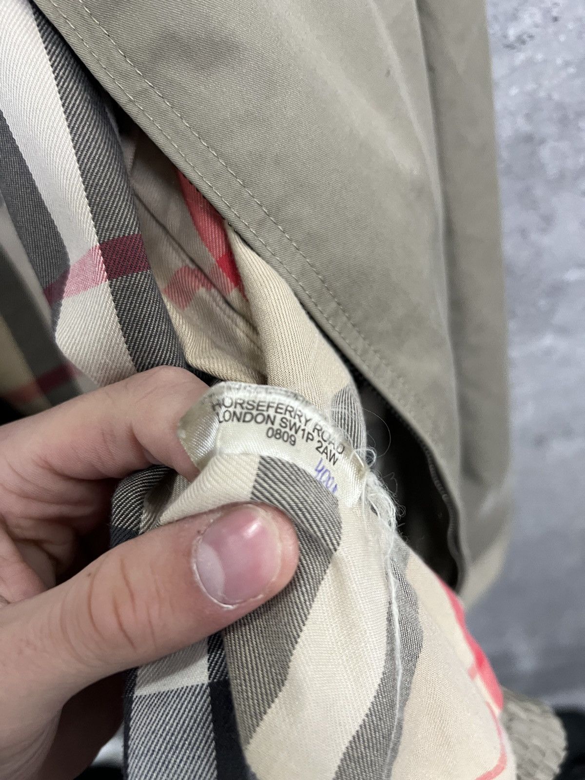 Burberry Vintage burberry jacket Size US L / EU 52-54 / 3 - 9 Thumbnail