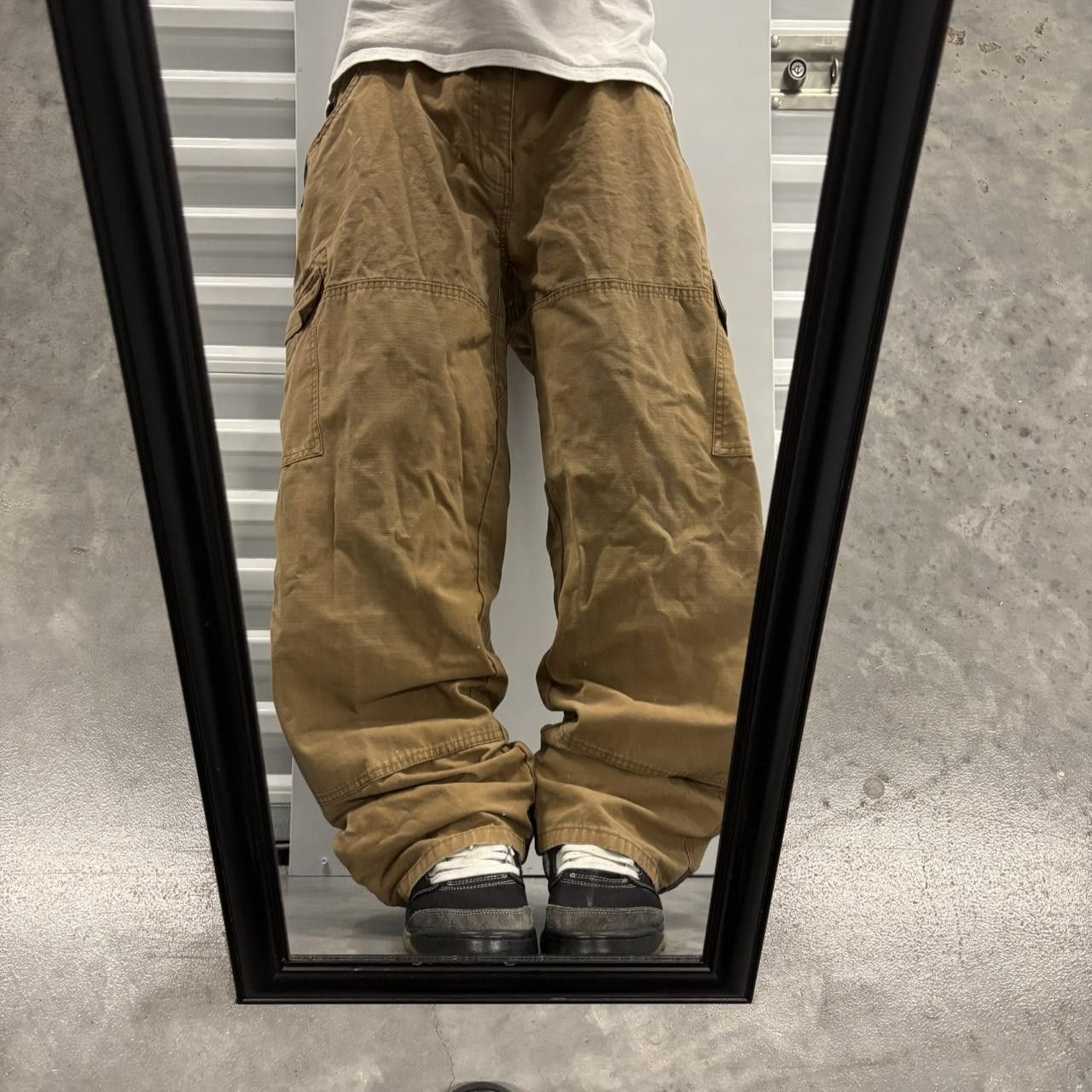 Japanese Brand × Vintage Crazy Vintage Y2K/2000s Baggy Khaki Tan Workwear Skater Style Cargo Pants! Size US 42 / EU 58 - 1 Thumbnail