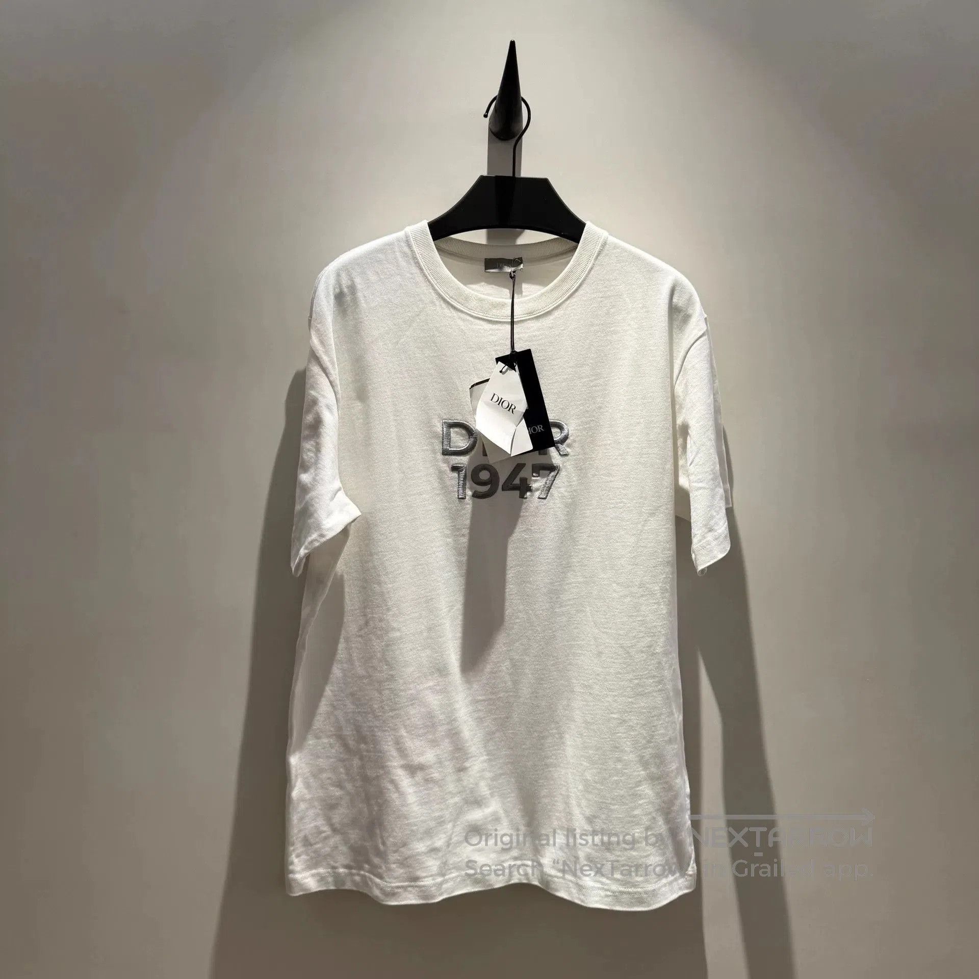 dior new short sleeve tee with embroidery.
