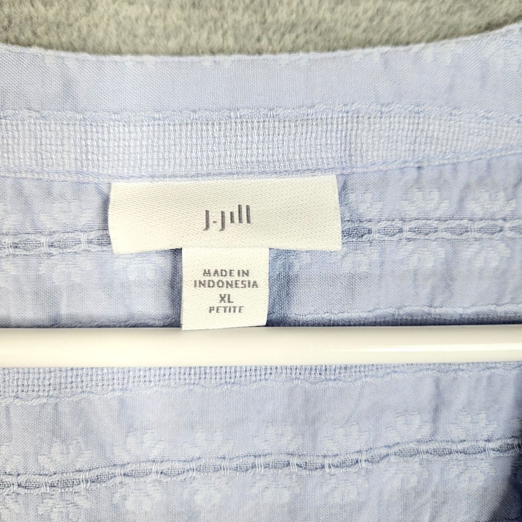 J. Jill J.Jill Women's Button-Up Relaxed V-neck Long Sleeve Blouse XL Blue Cotton Blend Rayon Solid Shirt Size XL / US 12-14 / IT 48-50 - 5 Thumbnail