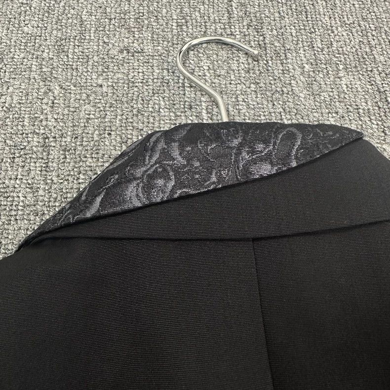 Dior Dior Green fruit collar dark pattern jacquad dress suit Size 48R - 3 Thumbnail