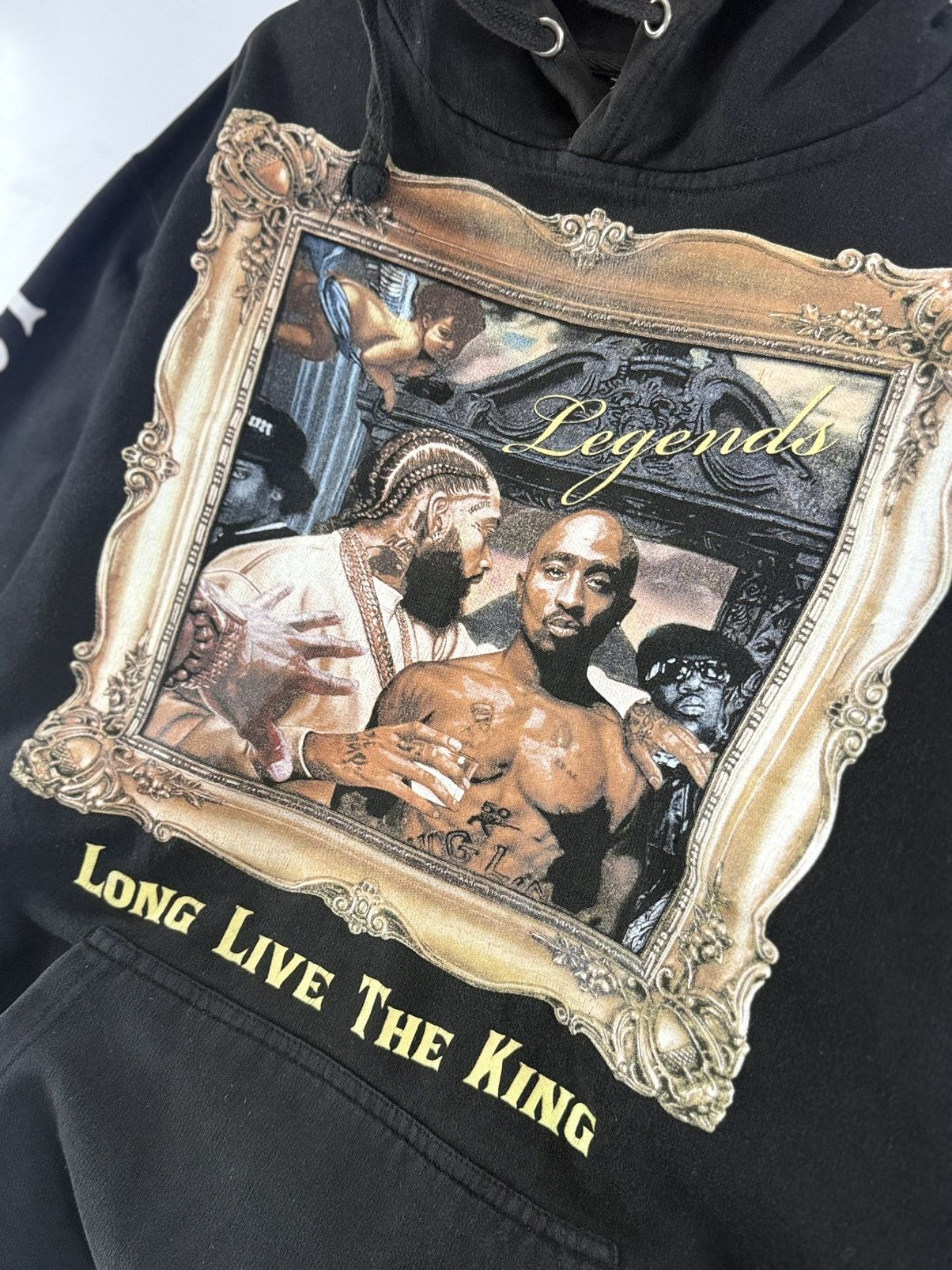 Band Tees 🔥 Lagendary Rappers Long Live the King Tupac Shakur Hoodie Size US M / EU 48-50 / 2 - 8 Thumbnail