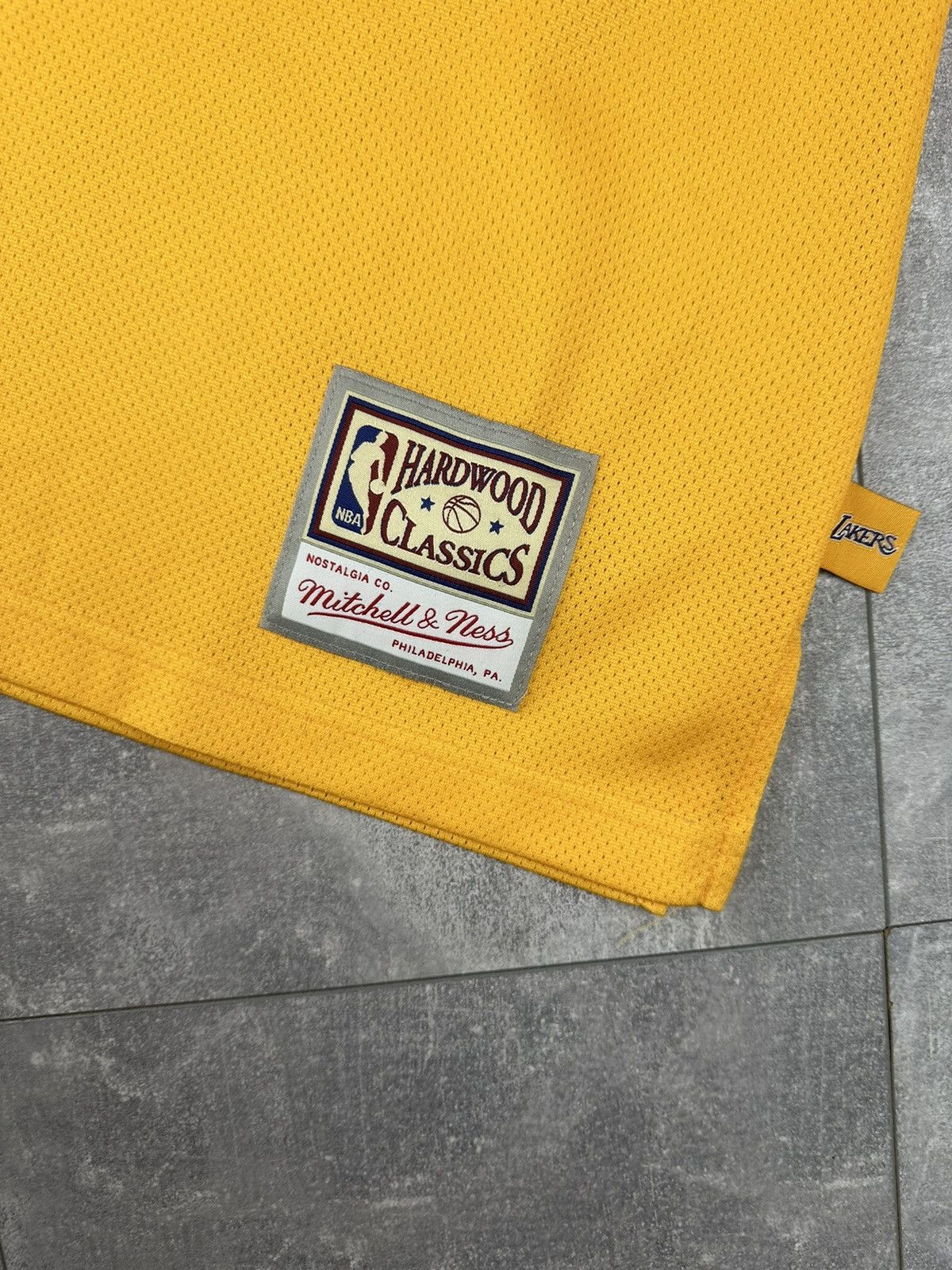 Mitchell & Ness Mitchell & Ness Los Angeles Lakers Basketball Tank-Top Size US M / EU 48-50 / 2 - 2 Thumbnail