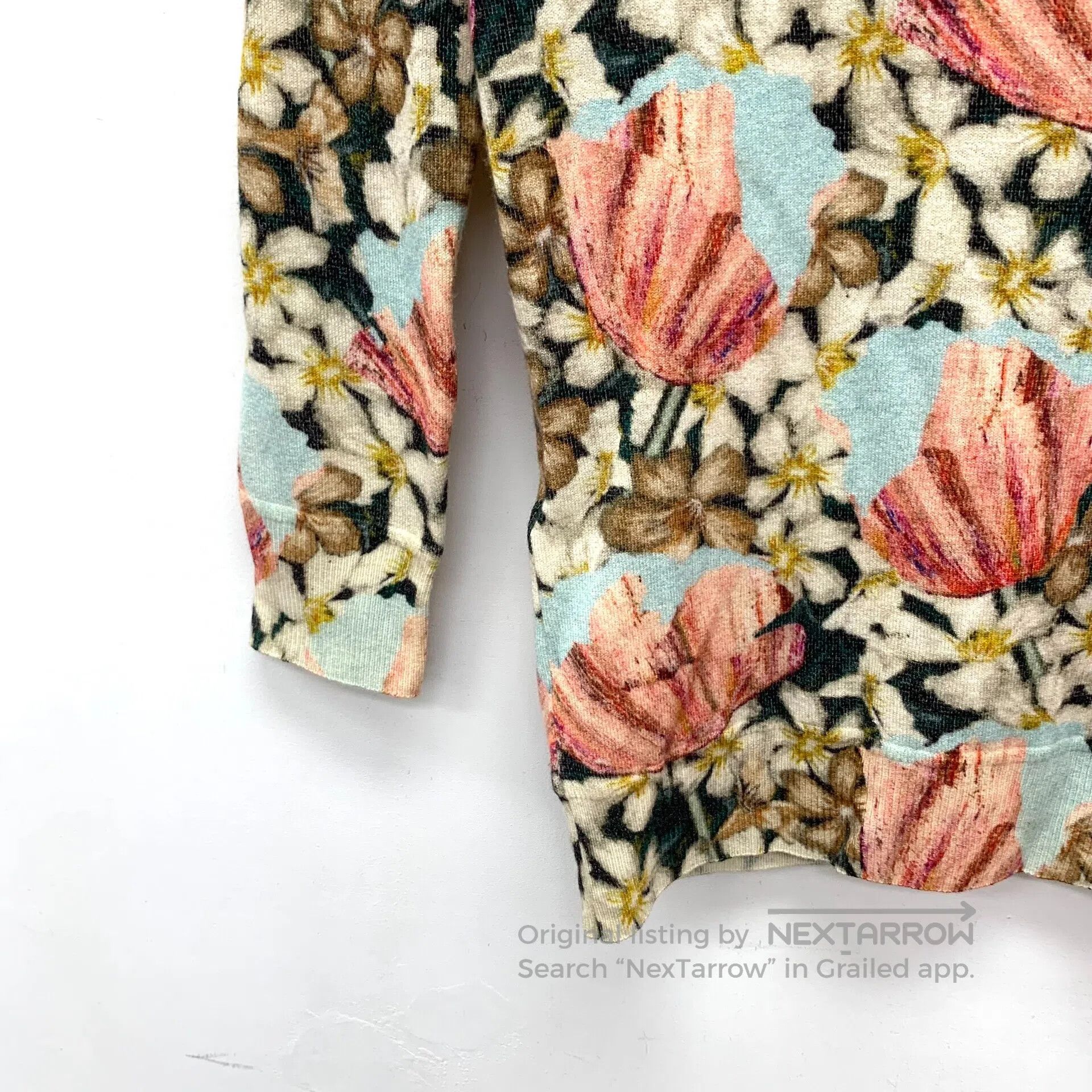 La Perla Laperla Color-Blocked Floral Inlay Cashmere V-Neck Long Sl Size XS / US 0-2 / IT 36-38 - 4 Thumbnail