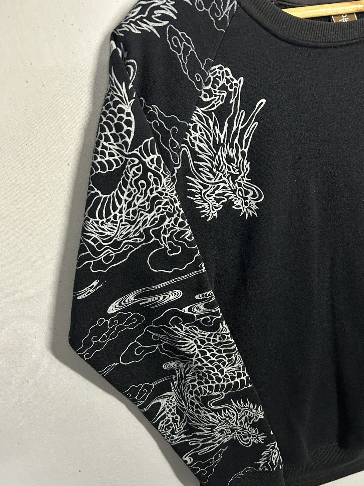Japanese Brand Vintage Rare Dragon Japanese Brand Size US M / EU 48-50 / 2 - 3 Thumbnail