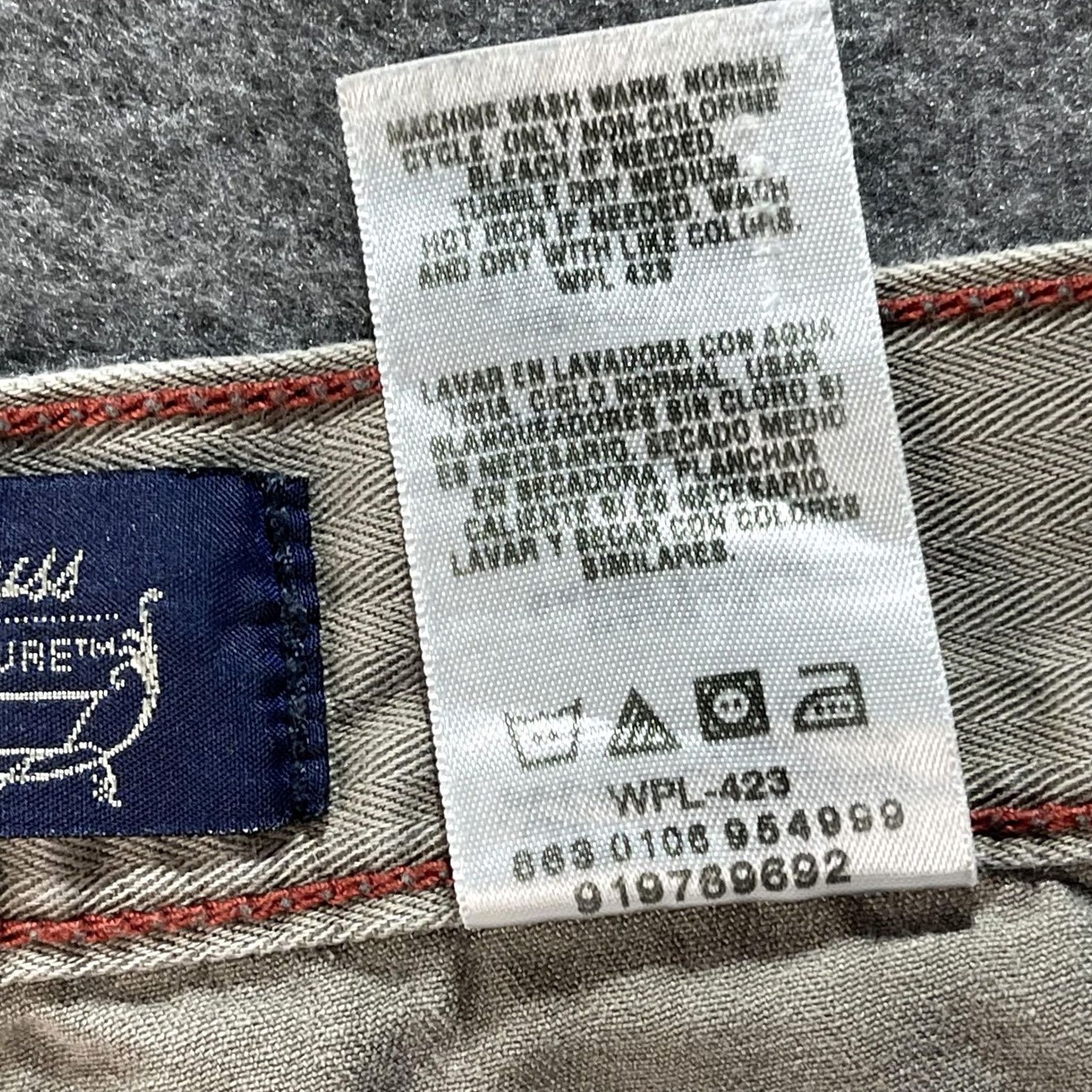 Levi's VINTAGE Levi Strauss Signature Cargo Shorts Mens 29 Khaki Herringbone Utility Cotton Size US 29 - 6 Thumbnail