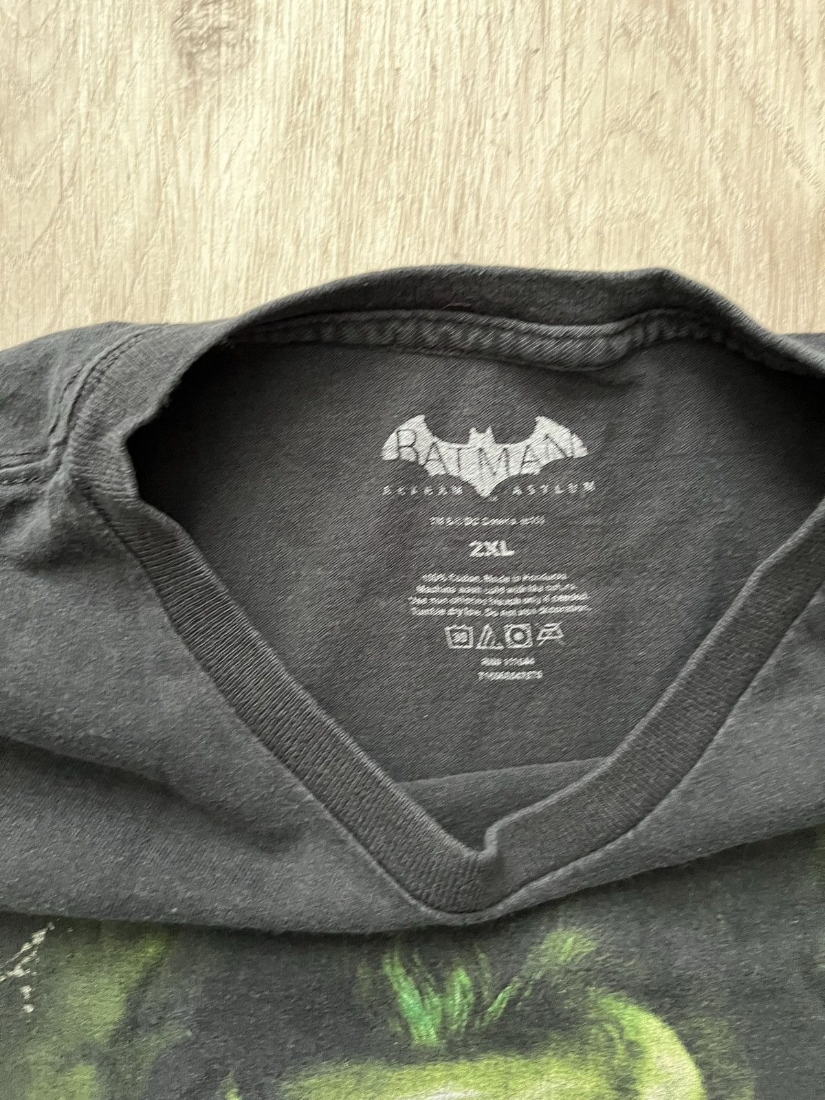 Vintage Vintage Batman Arkham Asylum Inmate The Joker T Shirt Size US XXL / EU 58 / 5 - 10 Thumbnail