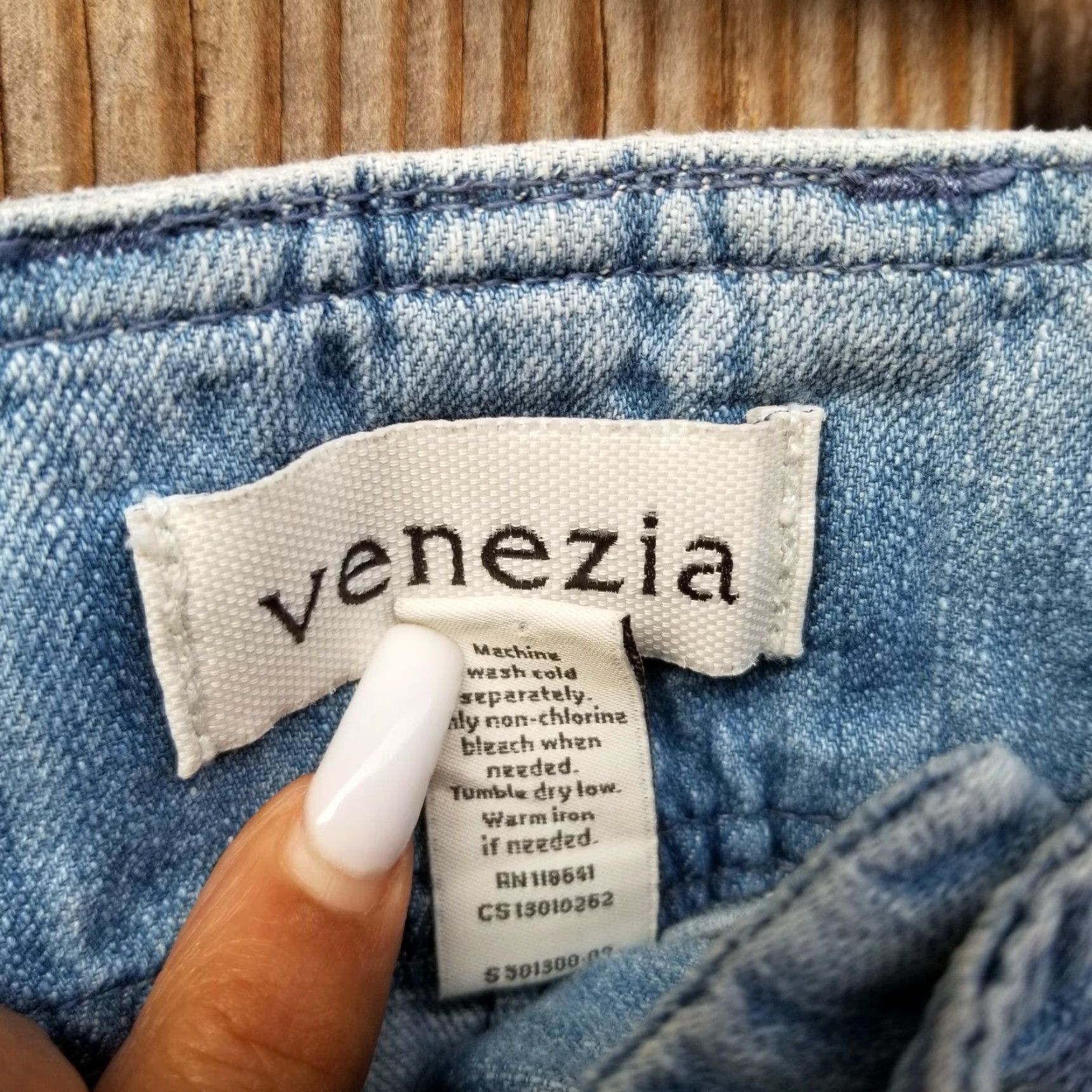 Denime Venezia Denim Stretch Skort Size 24 Women's Regular Blue Cotton Blend Jeans Fabric Denim Stretch Skort RN118641 Womens Size 24 Size 42" / US 20 - 7 Thumbnail