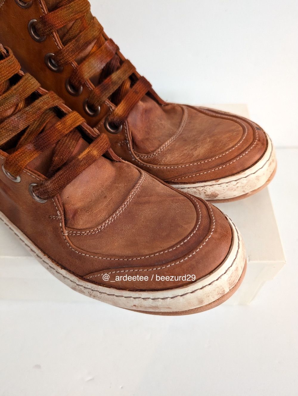 A1923 *NEW* BURNT ORANGE CAVALLO SNEAKERS Size US 7 / IT 37 - 2 Thumbnail