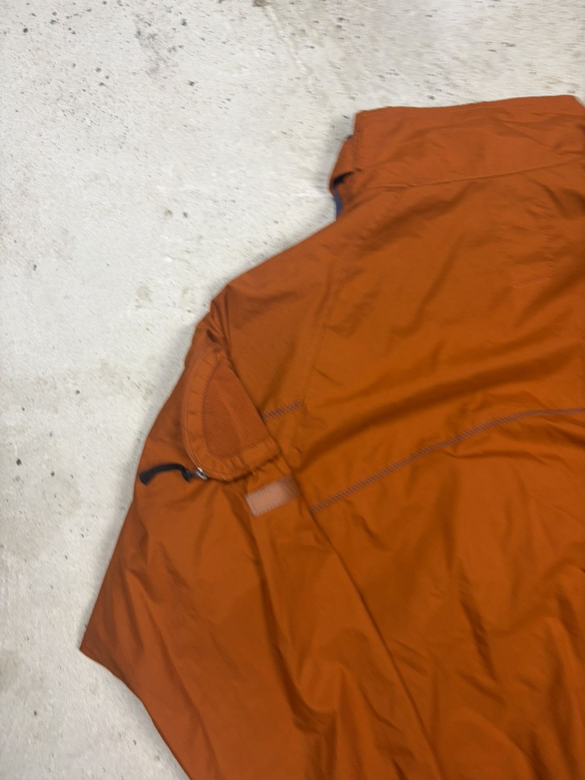 Nike ACG Vintage 2000s Nike ACG Asymmetrical Zip Anorak Jacket Size US L / EU 52-54 / 3 - 19 Thumbnail