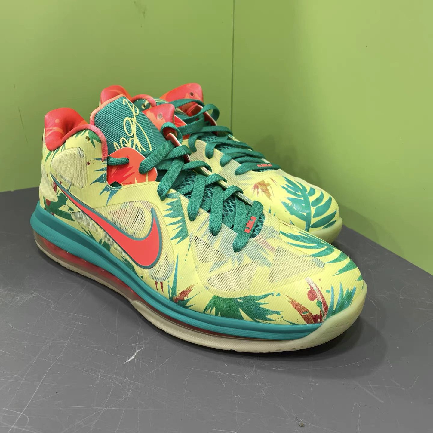 Nike Nike LeBron 9 Low "LeBronold Palmer" Basketball Shoes K15 Size US 11 / EU 44 - 3 Thumbnail