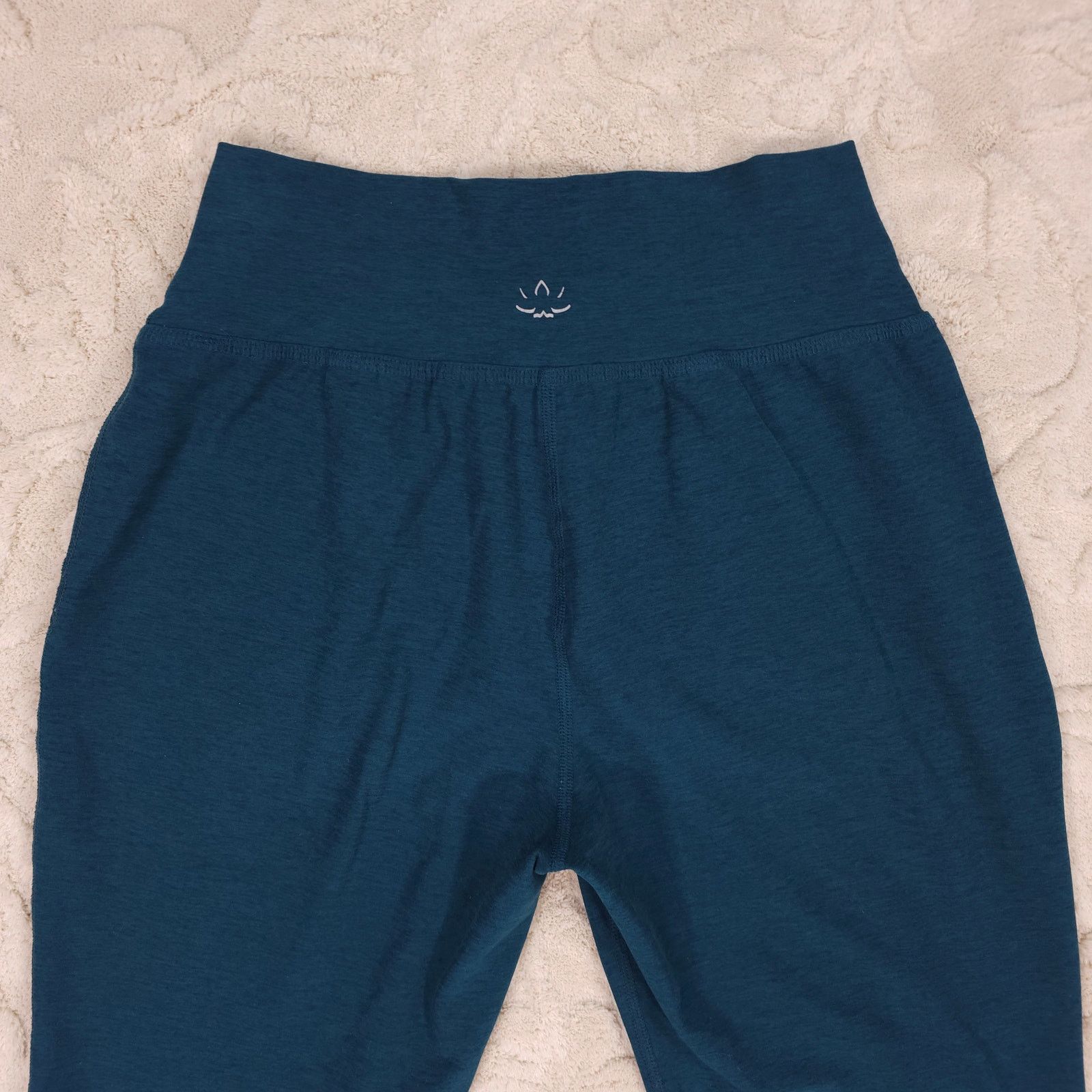 Beyond Yoga Beyond Yoga Spacedye Midi Joggers Blue Gem Heather Sz XS Size 26" / US 2 / IT 38 - 7 Thumbnail