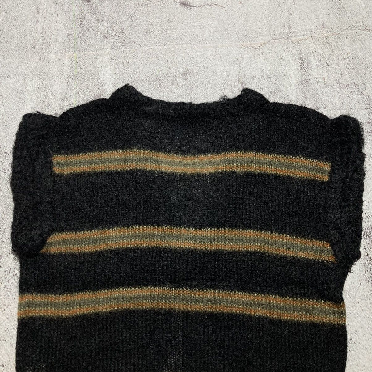 Japanese Brand 2000s Chamois Navajo Motif Mohair Wool Knit Vest Black Size US L / EU 52-54 / 3 - 9 Thumbnail