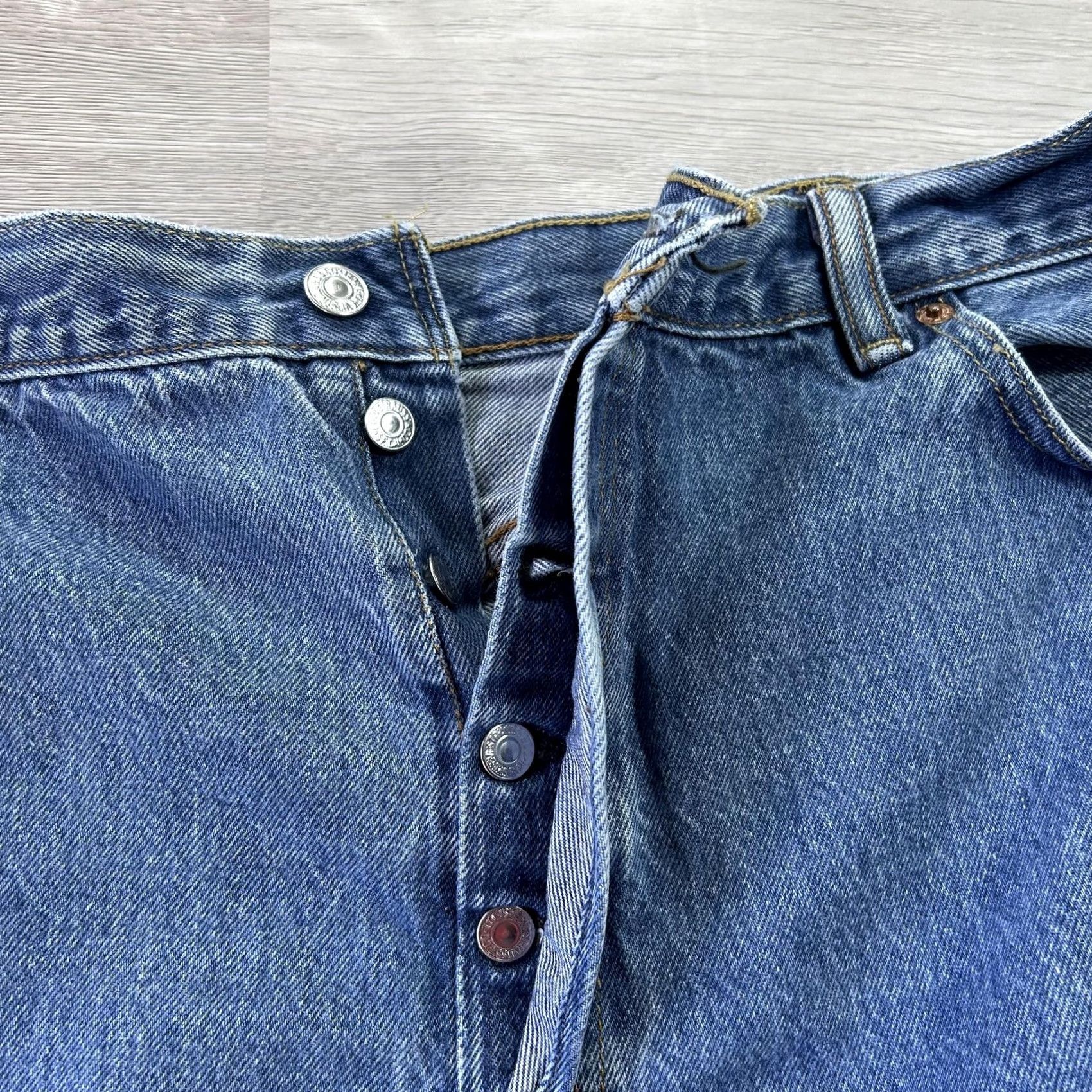 Levi's Levi's 501 Jeans Mens 40x28 Blue Button Fly Straight Cotton Denim Pants Regular Fit Accessories: Pockets Size US 40 / EU 56 - 3 Thumbnail