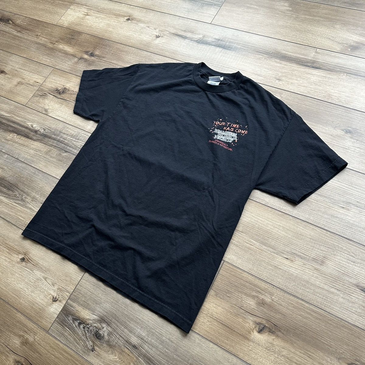 Universal Studios 2002 Universal Halloween Horror Nights Islands of Fear Tee Size US XL / EU 56 / 4 - 3 Thumbnail