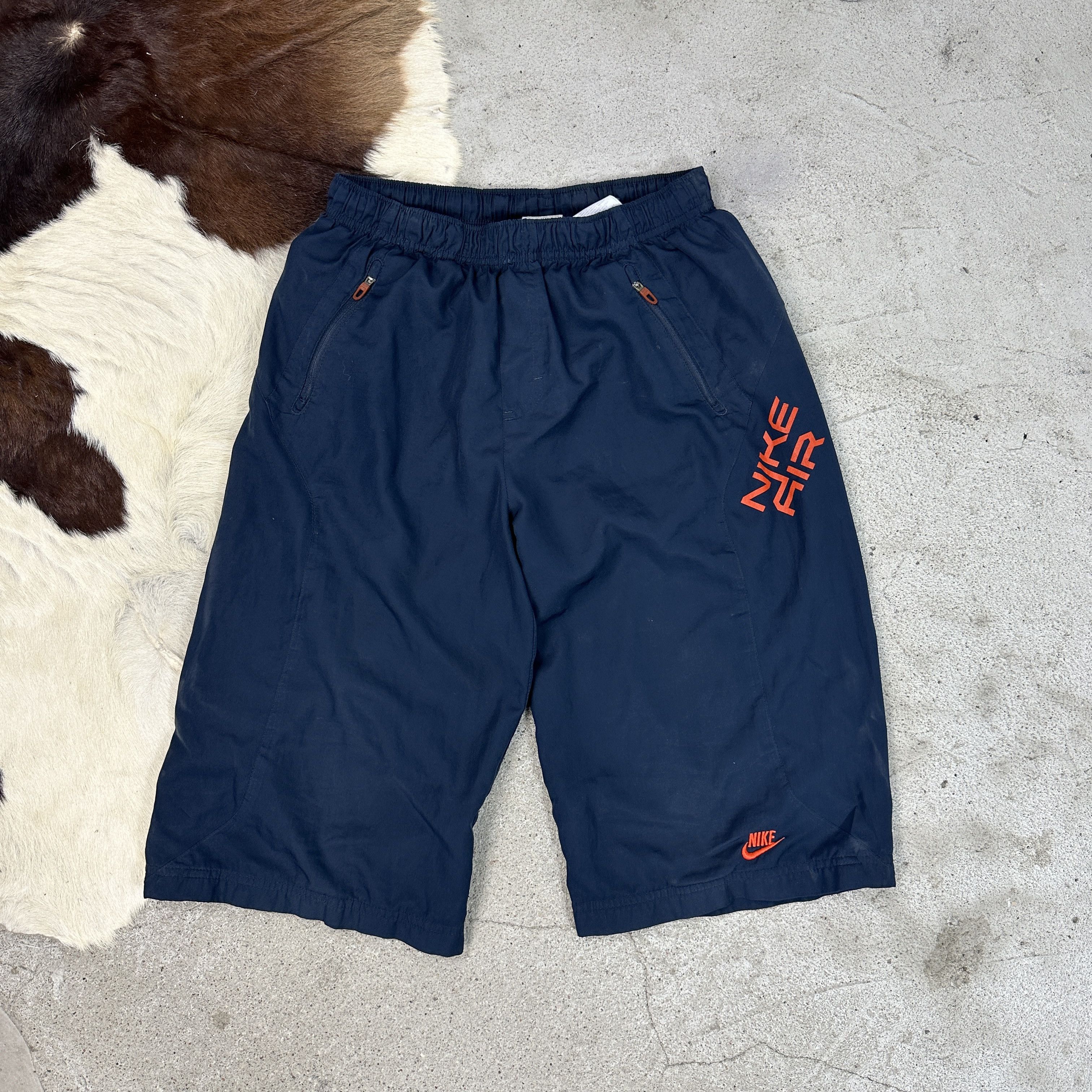 Nike × Vintage Vintage Y2K Streetwear Sportswear Skater Nike Shorts Size US 28 / EU 44 - 1 Thumbnail