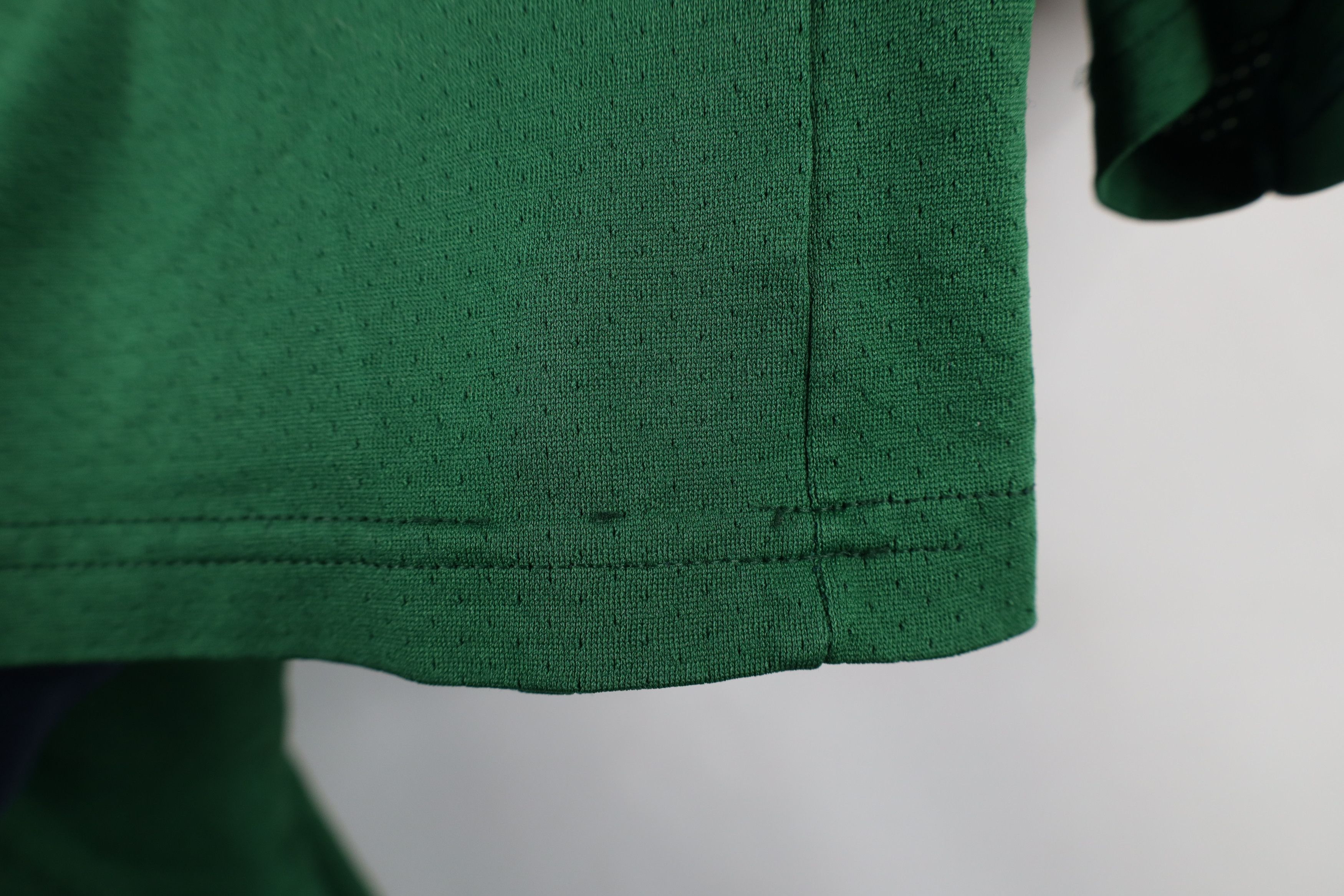 Majestic × Vintage Vintage 90s Majestic Michigan University Short Sleeve Jersey Size US XXL / EU 58 / 5 - 7 Thumbnail