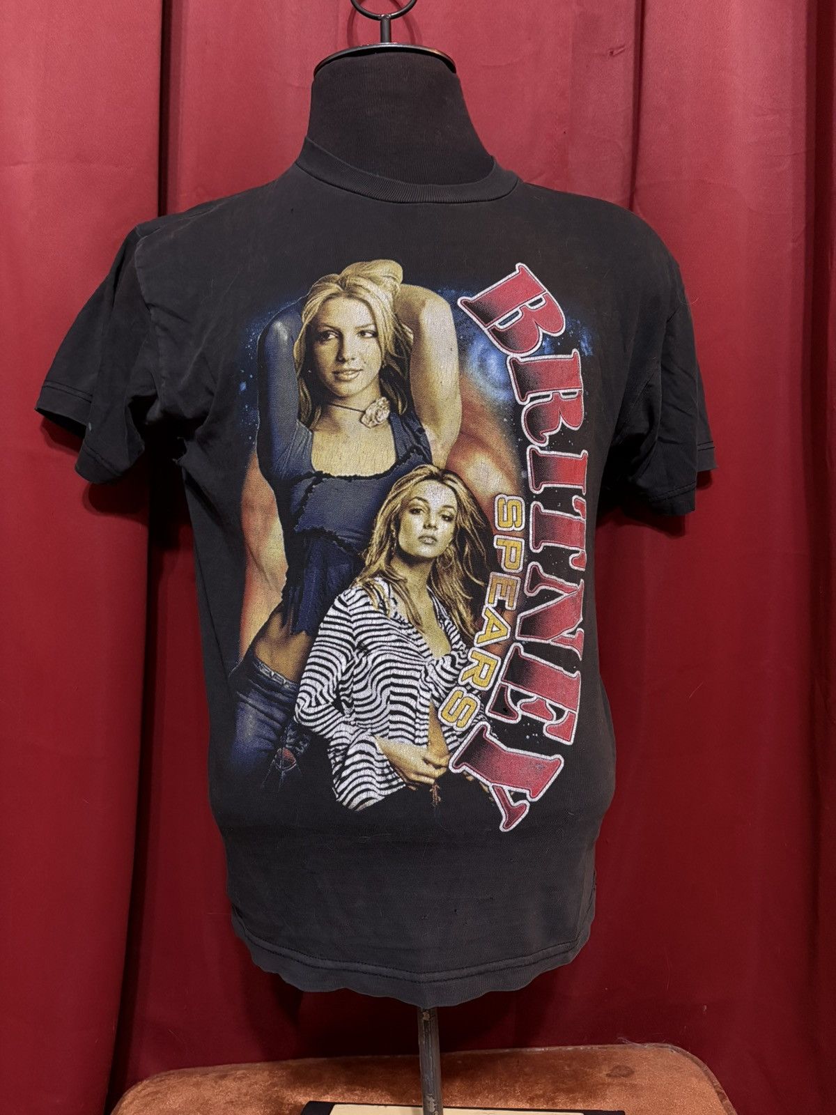 Band Tees Vintage Britney Spears Tshirt Y2K Concert Tour Band Tee Size US M / EU 48-50 / 2 - 1 Thumbnail