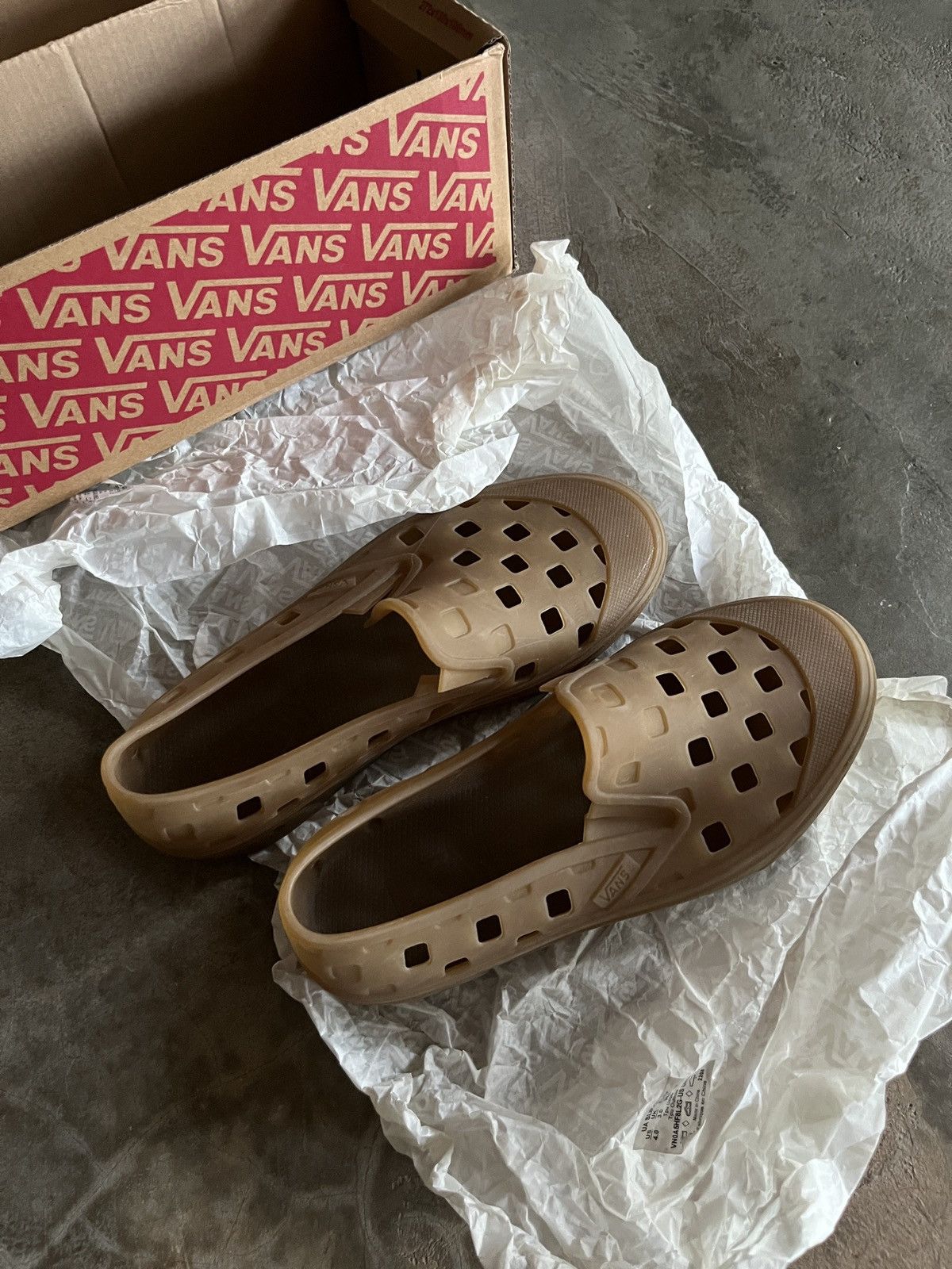 Vans Vans Slip On Trk Size US 5.5 / IT 35.5 - 1 Thumbnail