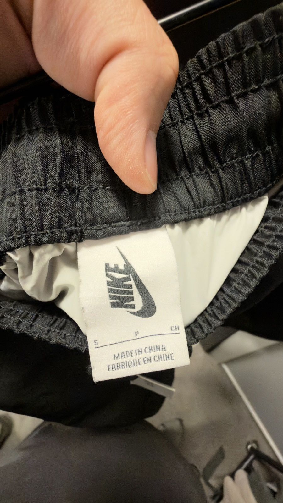 Fear of God × Nike Rare Air Fear of God Shorts Size US 32 / EU 48 - 3 Thumbnail
