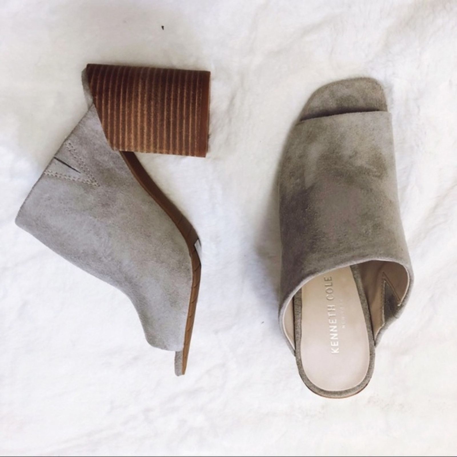 Kenneth Cole Kenneth Cole Karolina Light Gray Block Heel Mules Size US 7 / IT 37 - 6 Thumbnail