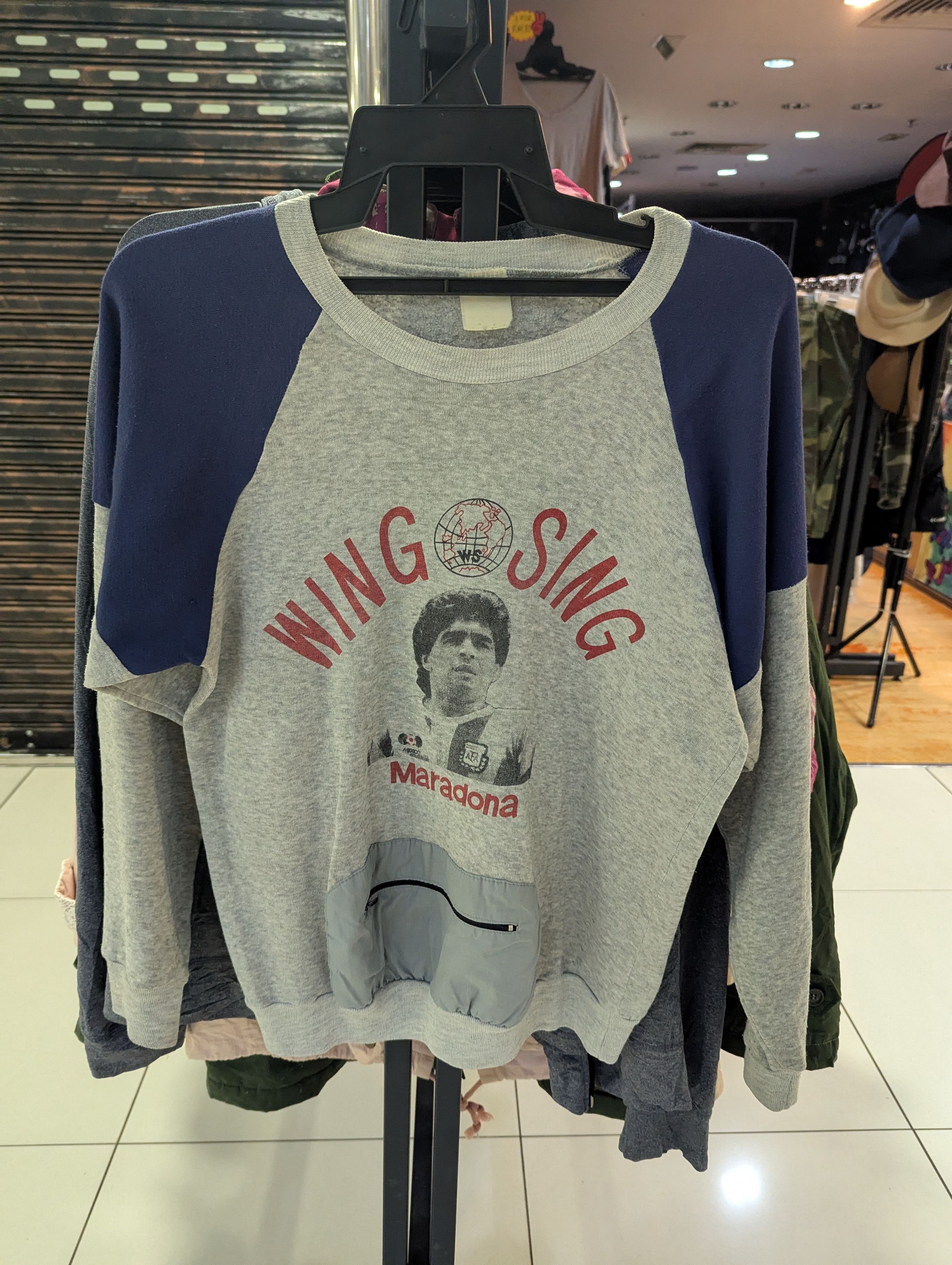 Vintage Maradona Size US L / EU 52-54 / 3 - 1 Thumbnail