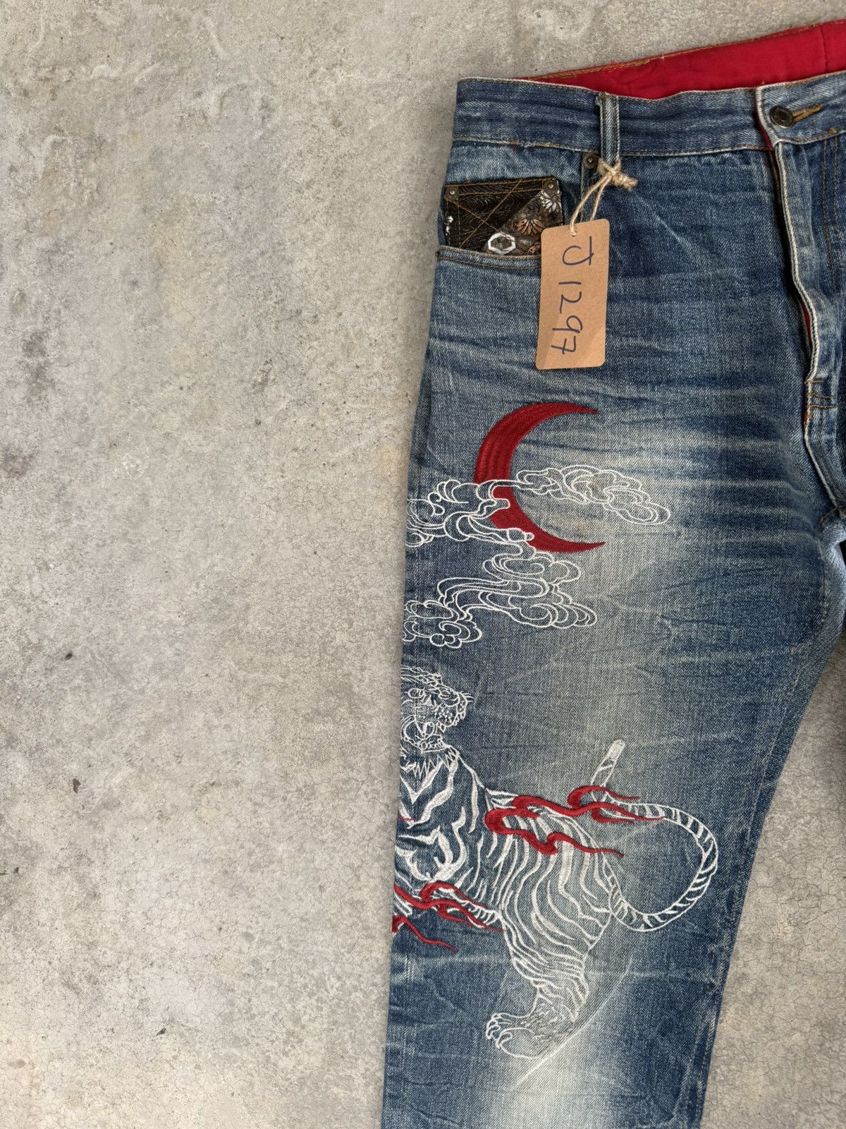 Japanese Brand Japanese Fugutaiten Embroidered Jeans Distressed Size US 33 - 4 Thumbnail