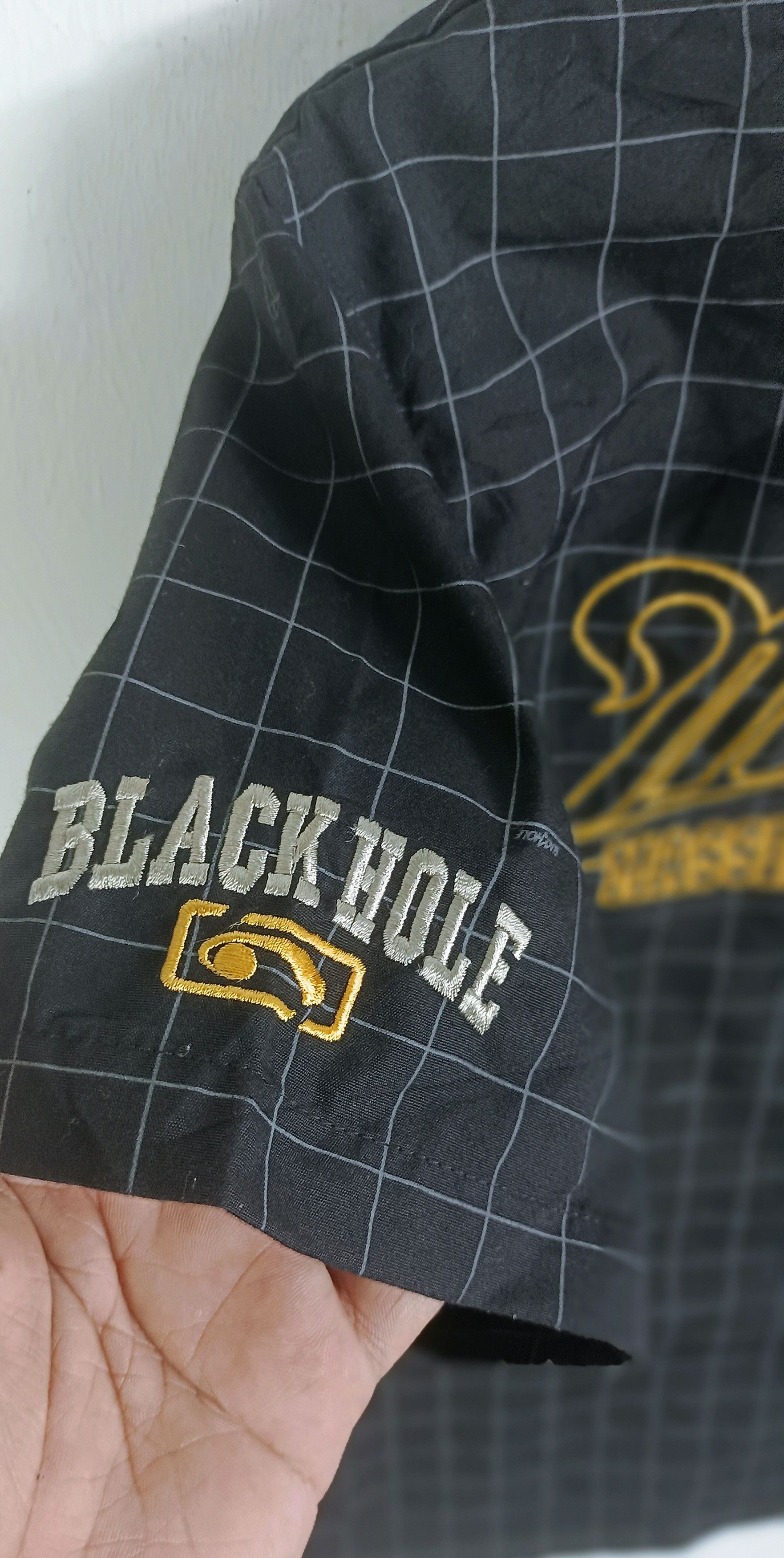 Mossimo Rare🔥 Massive Mossimo Black Hole Hip Hop Button Up Shirt Size US M / EU 48-50 / 2 - 4 Thumbnail