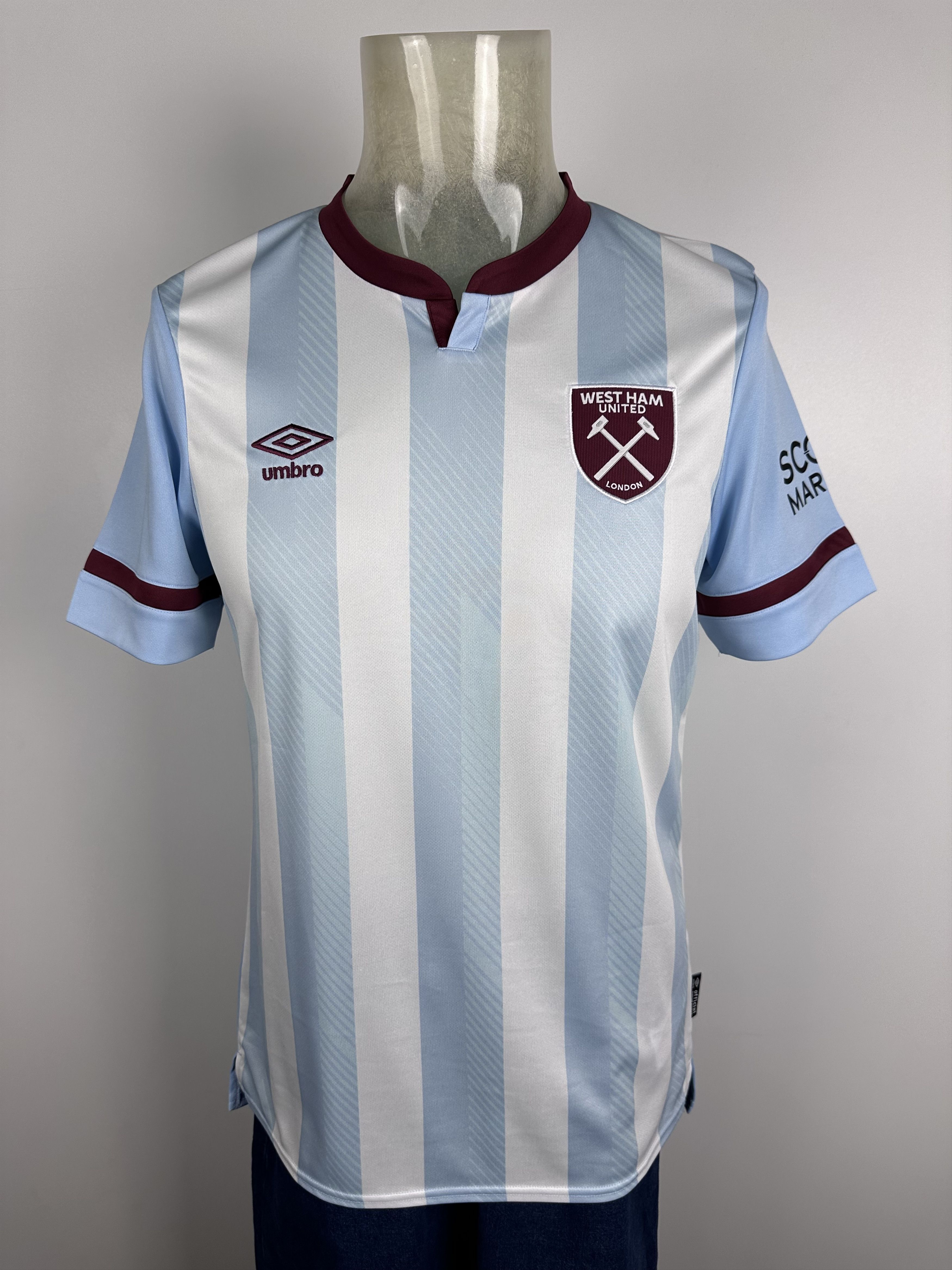 Umbro West Ham United 2021 2022 Football Shirt Soccer Jersey Umbro Size US M / EU 48-50 / 2 - 1 Thumbnail