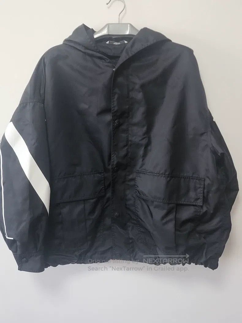 Valentino Valentino Letter logo print windproof hooded jacket jacket Size US S / EU 44-46 / 1 - 1 Thumbnail