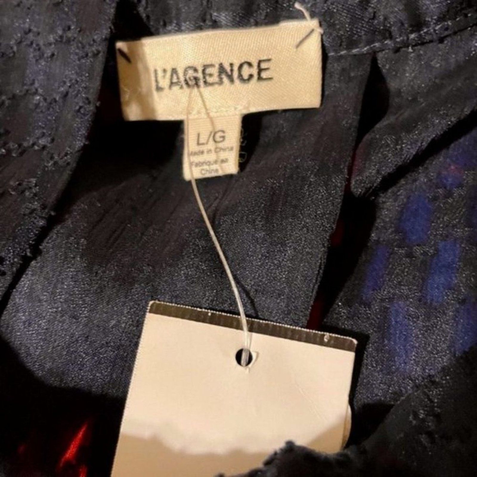 L'AGENCE L'Agence Navy Tie Neck Lace V Neck Sleeveless Sheer Blouse Size L / US 10 / IT 46 - 4 Thumbnail