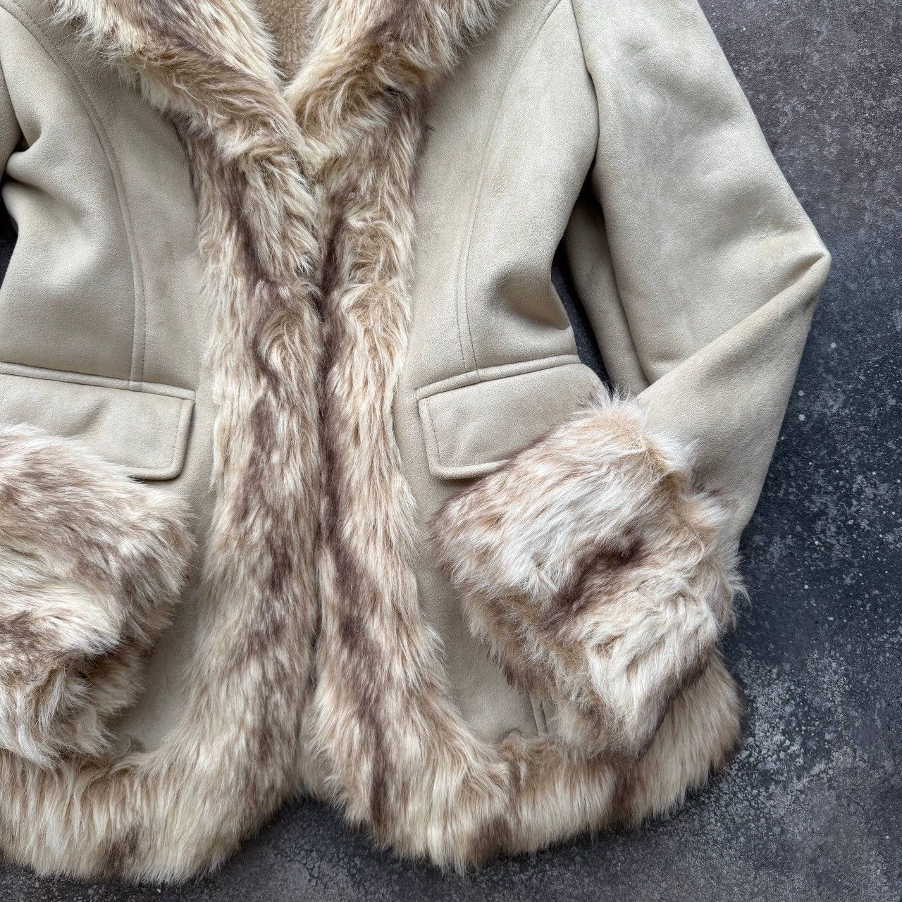Japanese Brand Vintage Glamour Y2K Faux Fur Shearling/Sheepskin Coat Jacket Size M / US 6-8 / IT 42-44 - 6 Thumbnail