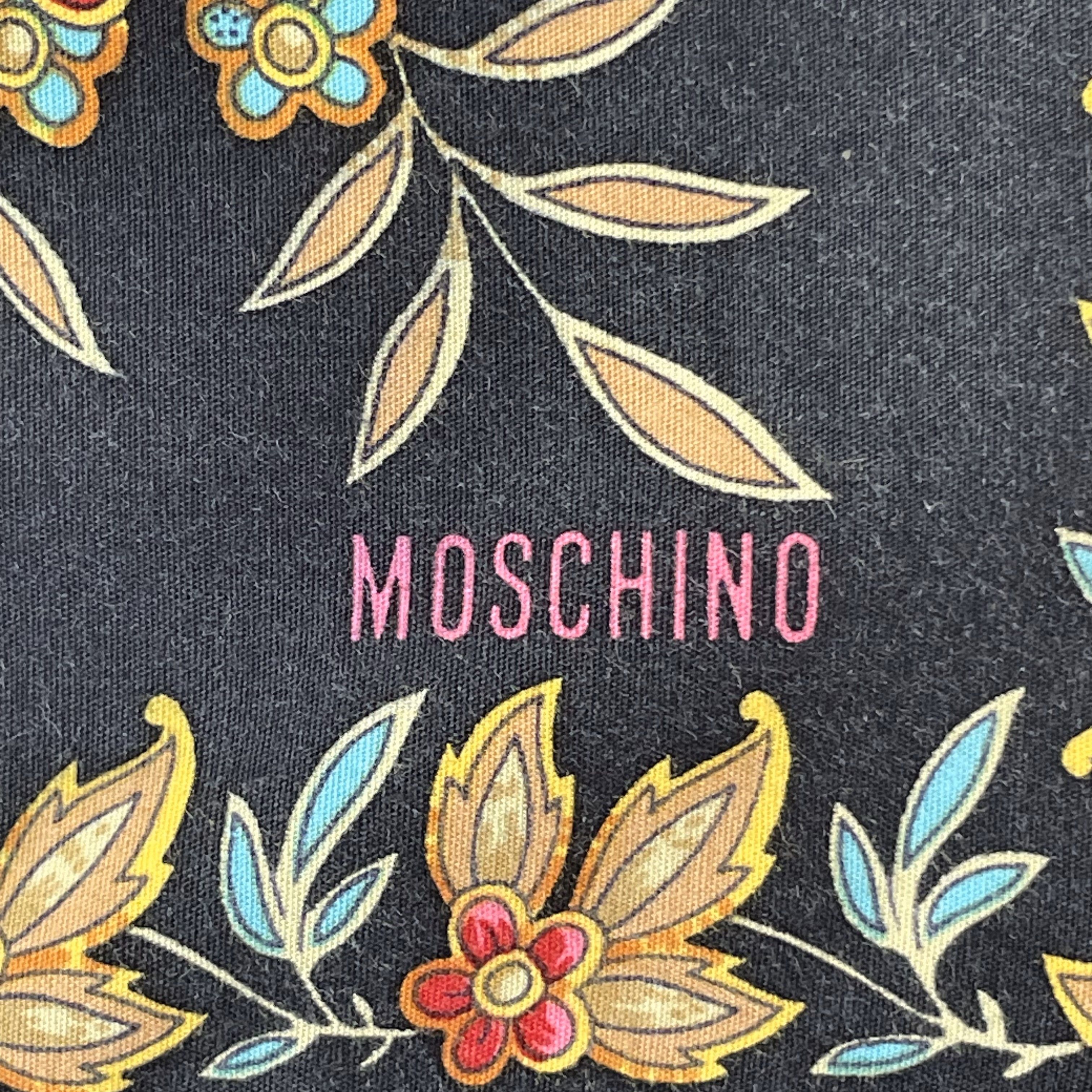Moschino Moschino Handkerchief / Neckerchief / Bandana - 4207 Size ONE SIZE - 4 Thumbnail