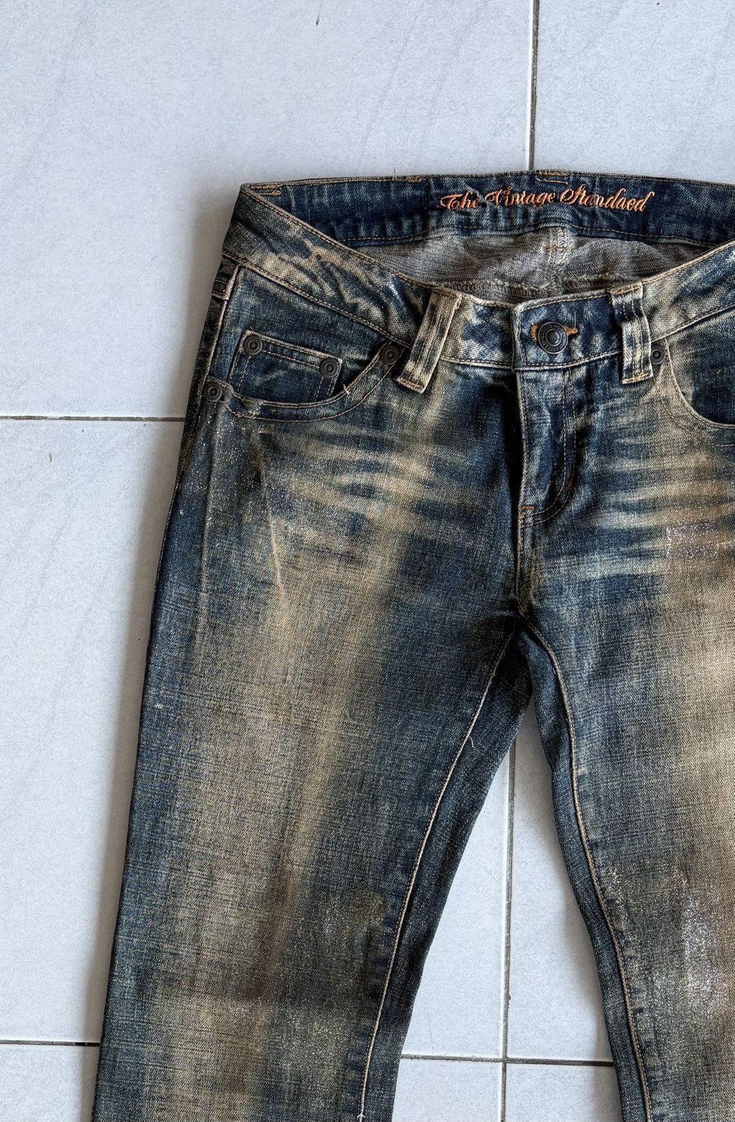 Japanese Brand Japanese High Quality Flared Jeans Distressed Denim Size US 29 - 5 Thumbnail