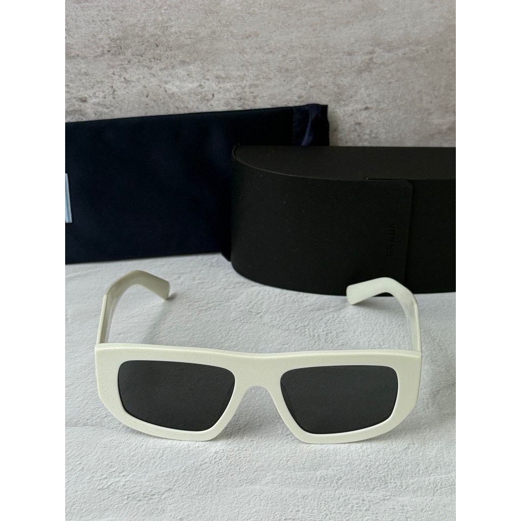 Prada NEW Prada PR D04SU Sunglasses in White $497 Size ONE SIZE - 5 Thumbnail